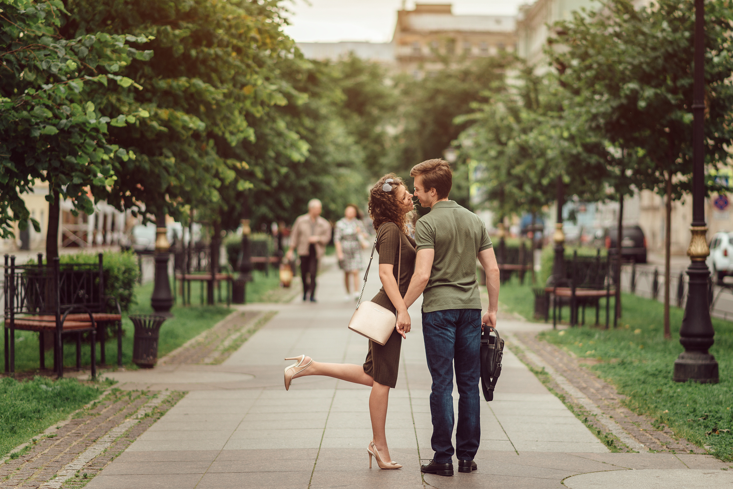 Предсвадебная фотосессия прогулка в центре Санкт-Петербурга. Свадебный фотограф в Санкт-Петербурге Венера Ахметова