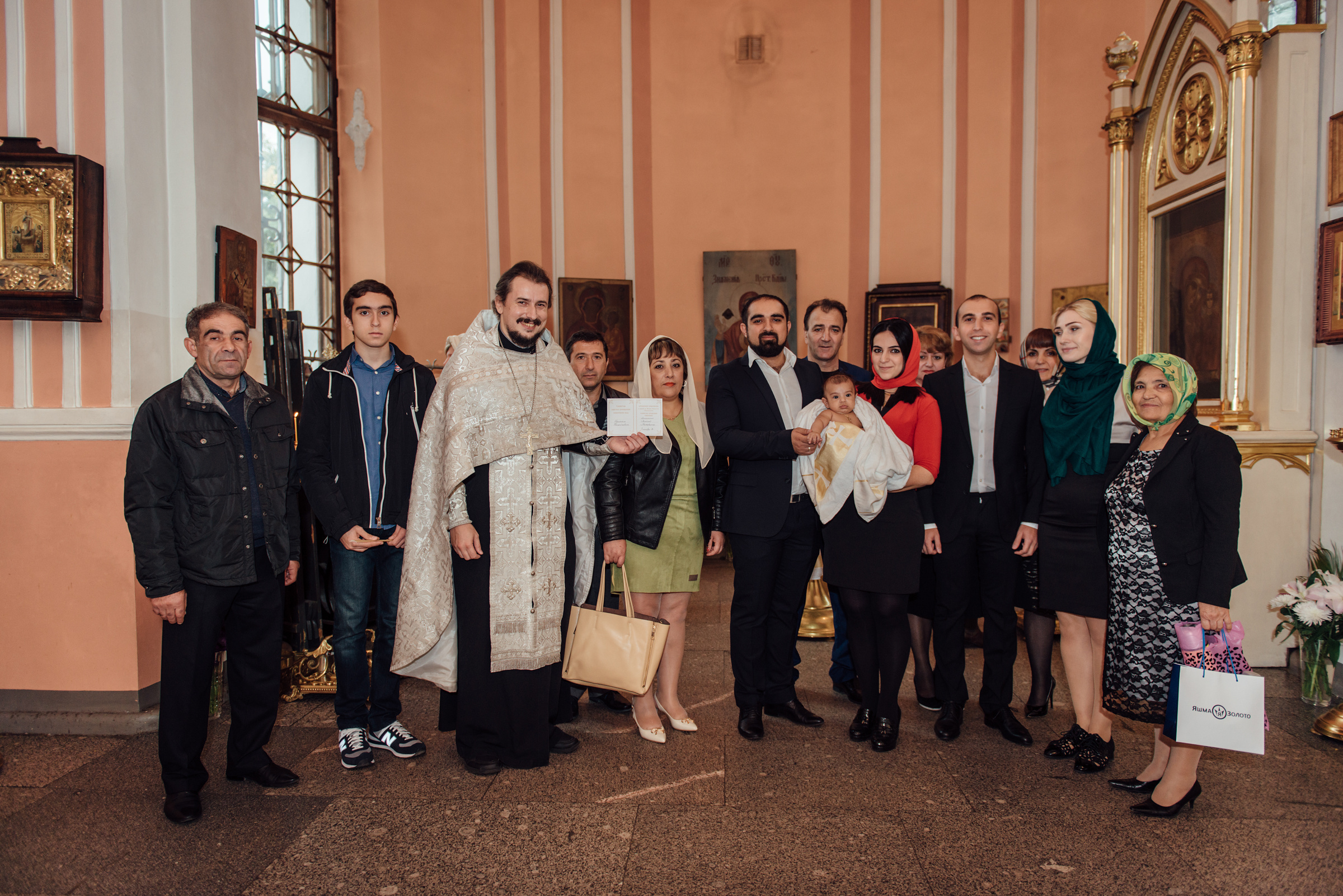 Крещение в храме Рождества св. Иоанна Предтечи, Чесменская церковь. Свадебный фотограф в Санкт-Петербурге Венера Ахметова