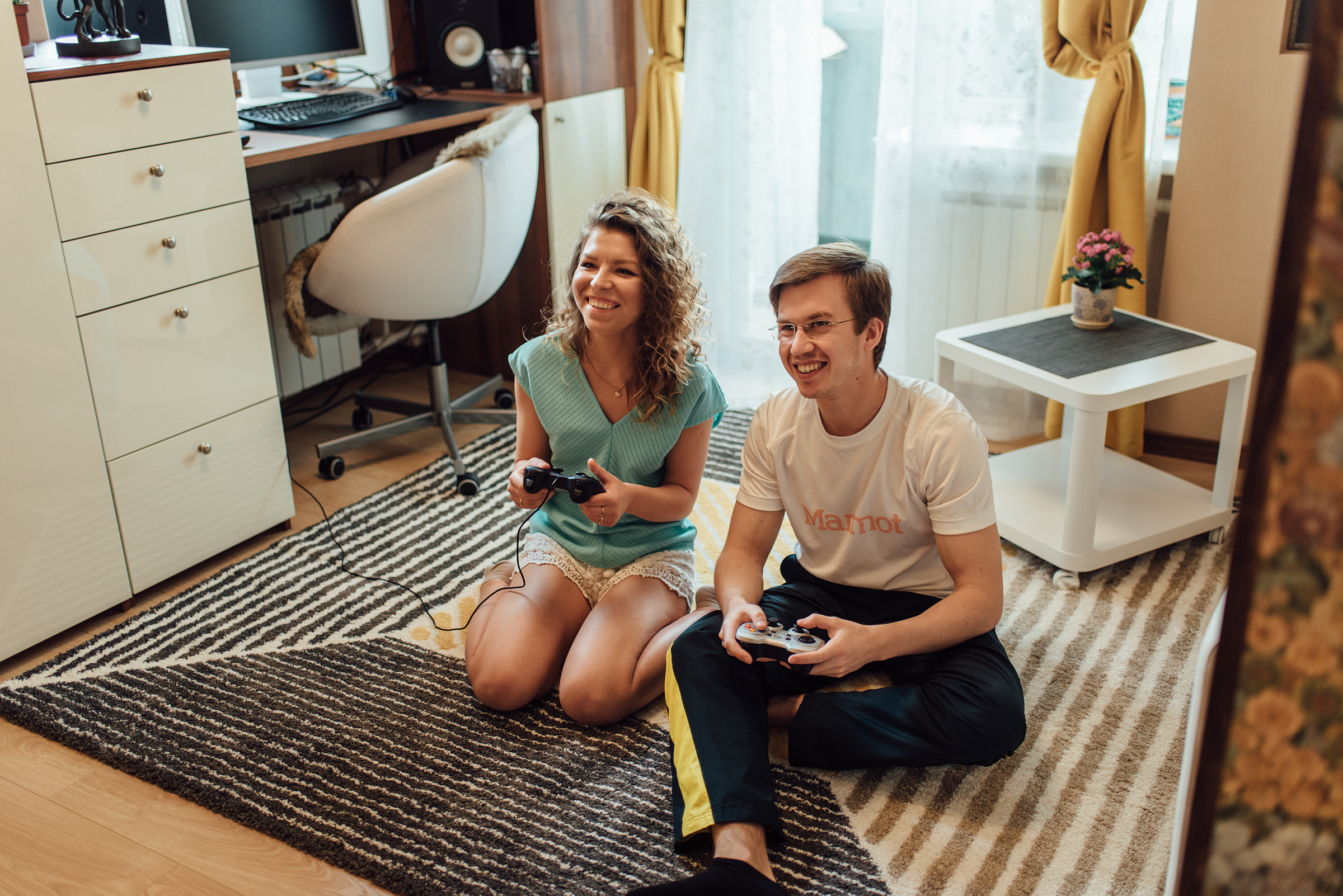 Предсвадебная фотосессия прогулка в центре Санкт-Петербурга. Свадебный фотограф в Санкт-Петербурге Венера Ахметова