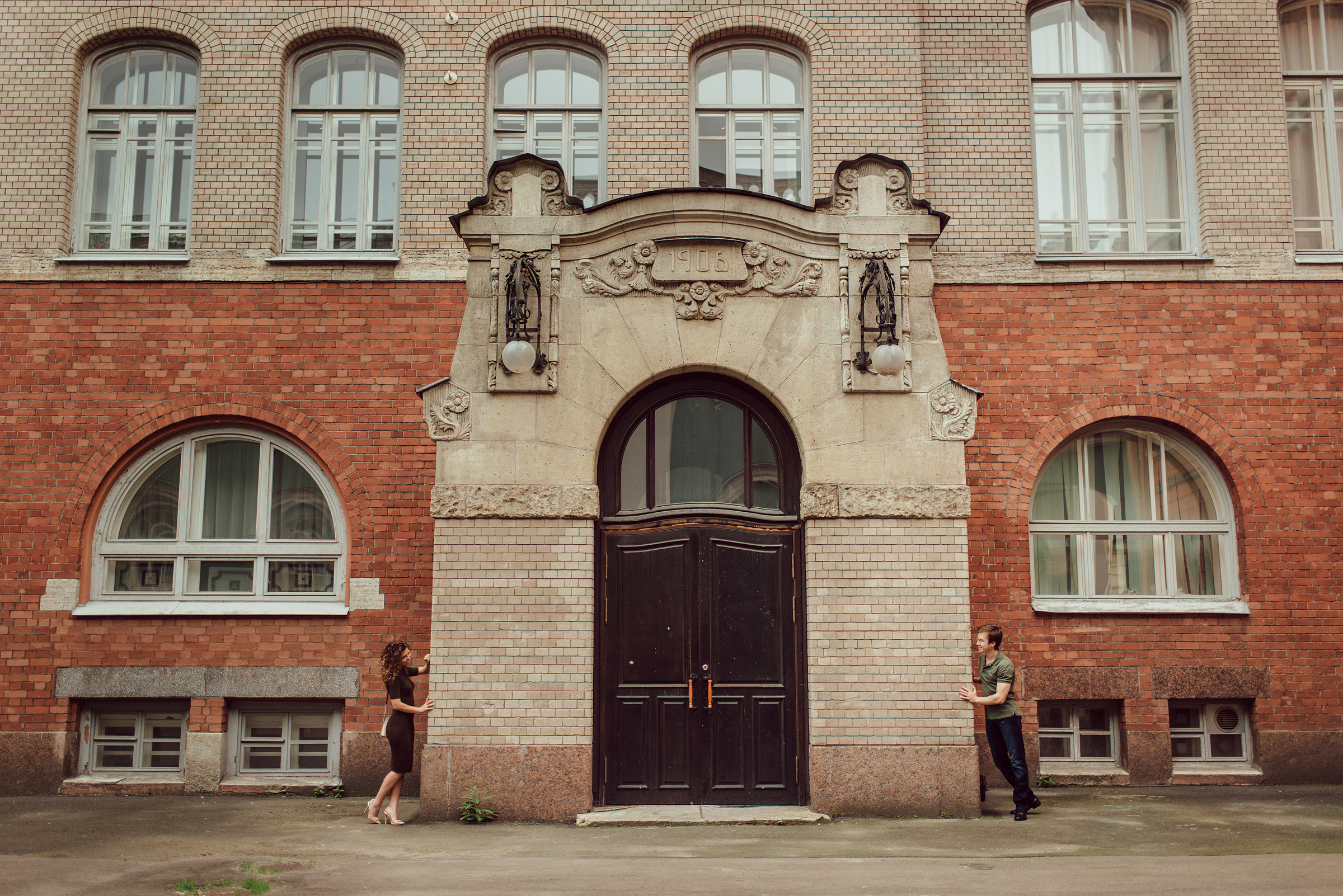 Предсвадебная фотосессия прогулка в центре Санкт-Петербурга. Свадебный фотограф в Санкт-Петербурге Венера Ахметова