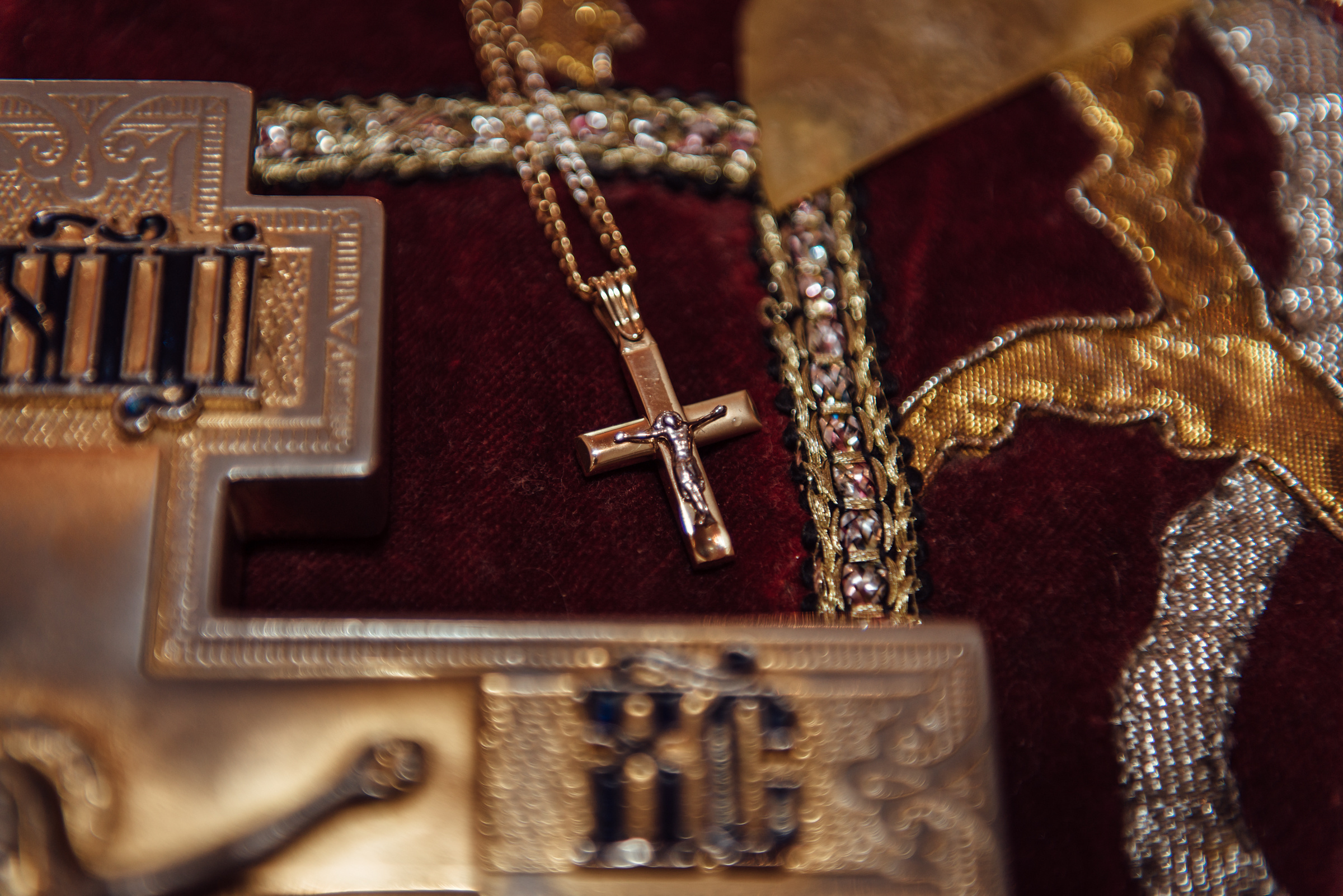 Крещение в храме Рождества св. Иоанна Предтечи, Чесменская церковь. Свадебный фотограф в Санкт-Петербурге Венера Ахметова