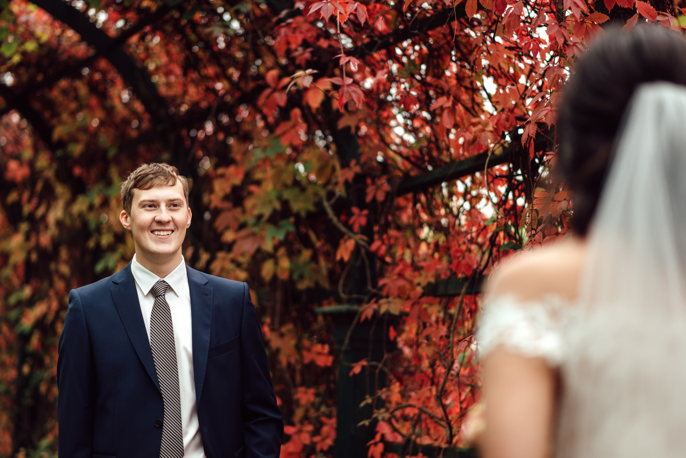 Свадебная фотосессия Ольги и Павла в Петергофе. Свадебный фотограф в Санкт-Петербурге Венера Ахметова