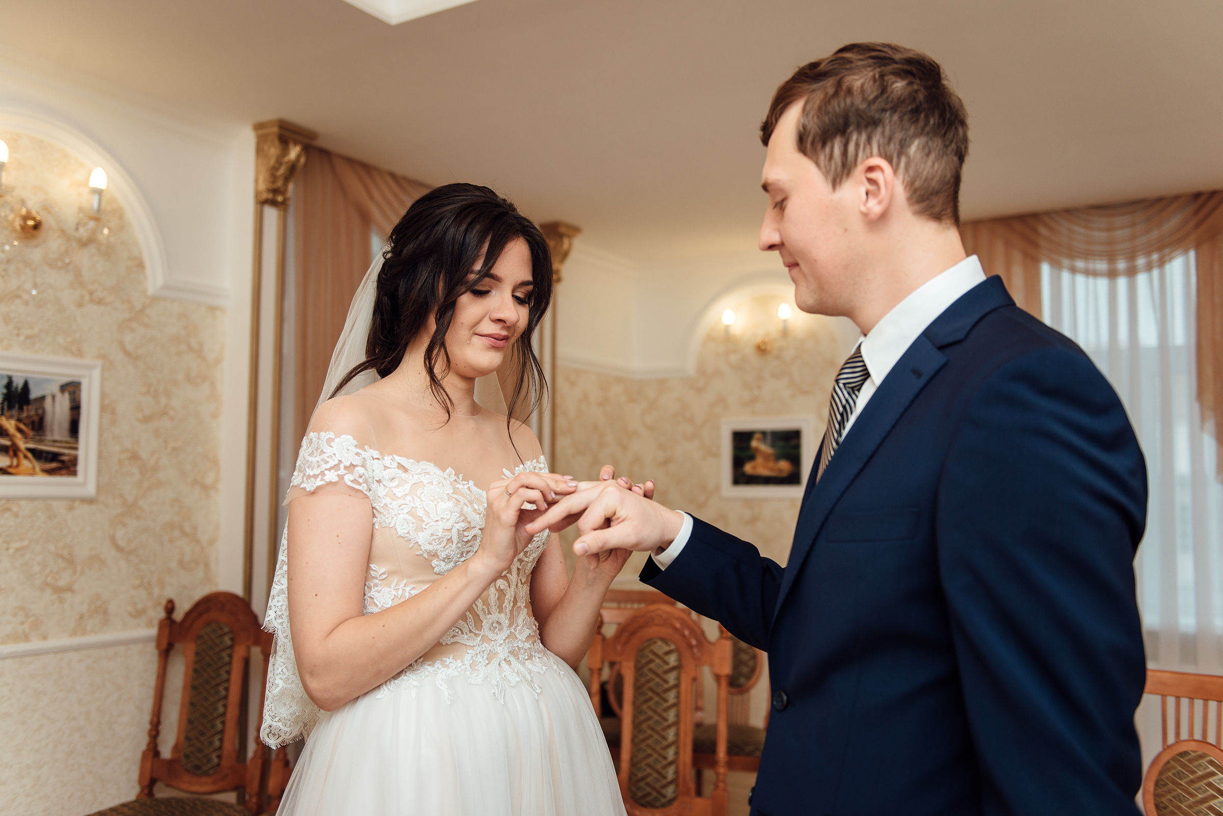 Свадебная фотосессия Ольги и Павла в Петергофе. Свадебный фотограф в Санкт-Петербурге Венера Ахметова