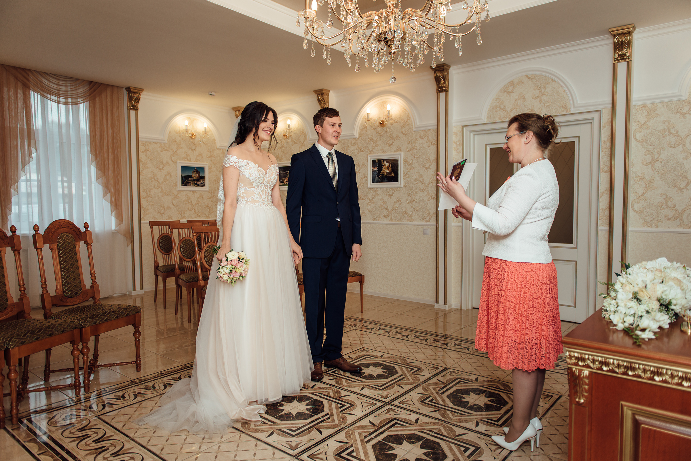 Свадебная фотосессия Ольги и Павла в Петергофе. Свадебный фотограф в Санкт-Петербурге Венера Ахметова