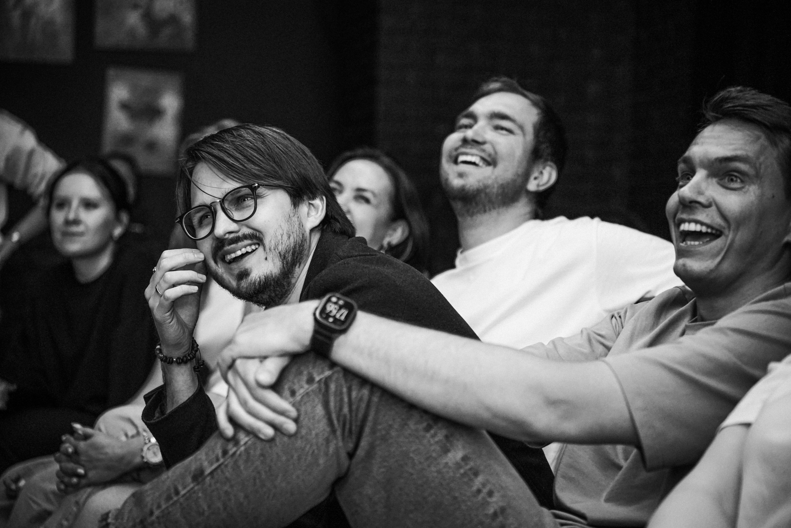 ДВА ДИВАНА ШОУ (ВЗРОСЛОЕ). Портфолио