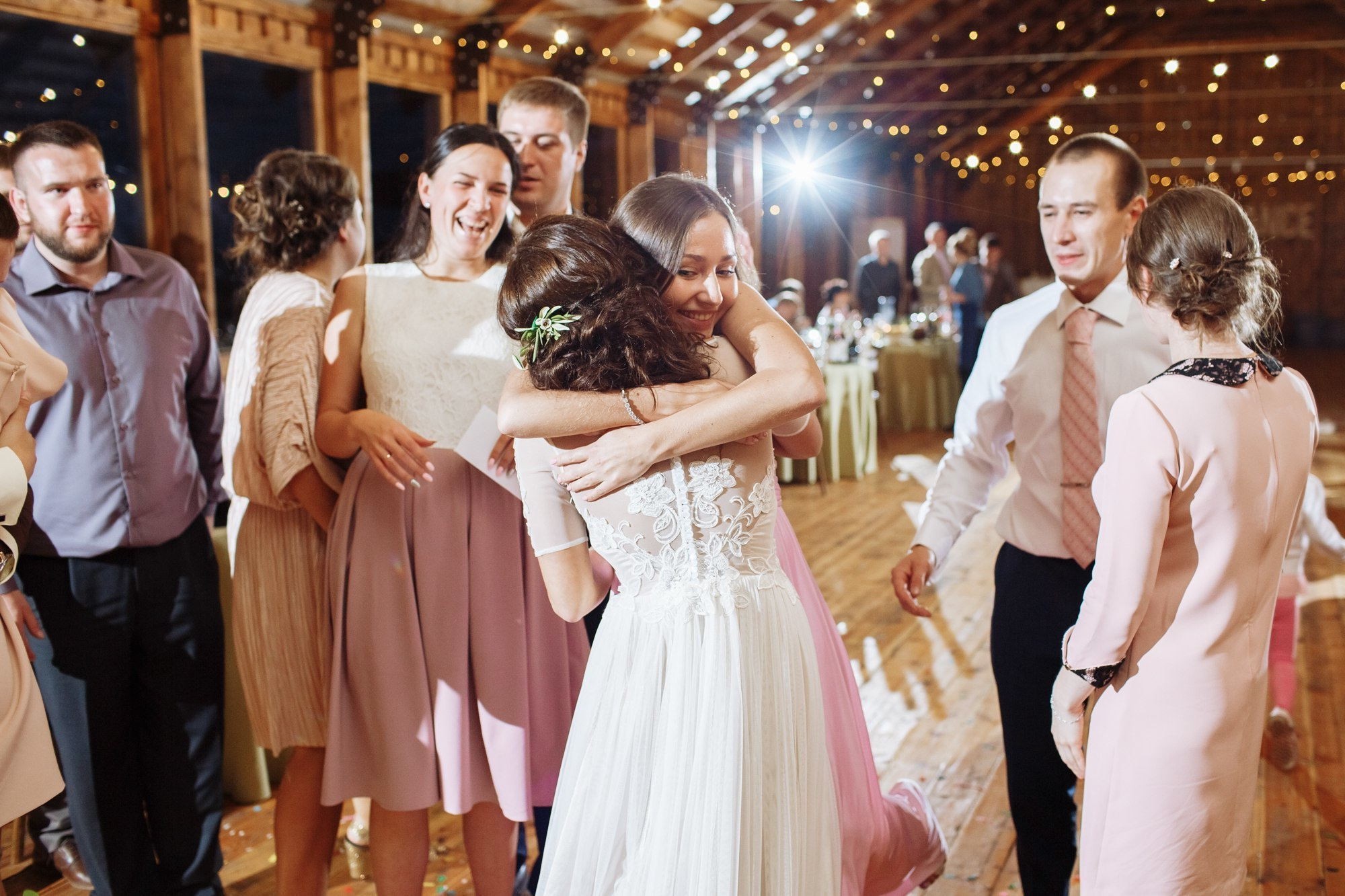 Выездная регистрация в Амбар № 1 в Петергофе. Свадебный фотограф в Санкт-Петербурге и Петергофе Андрей Заяц