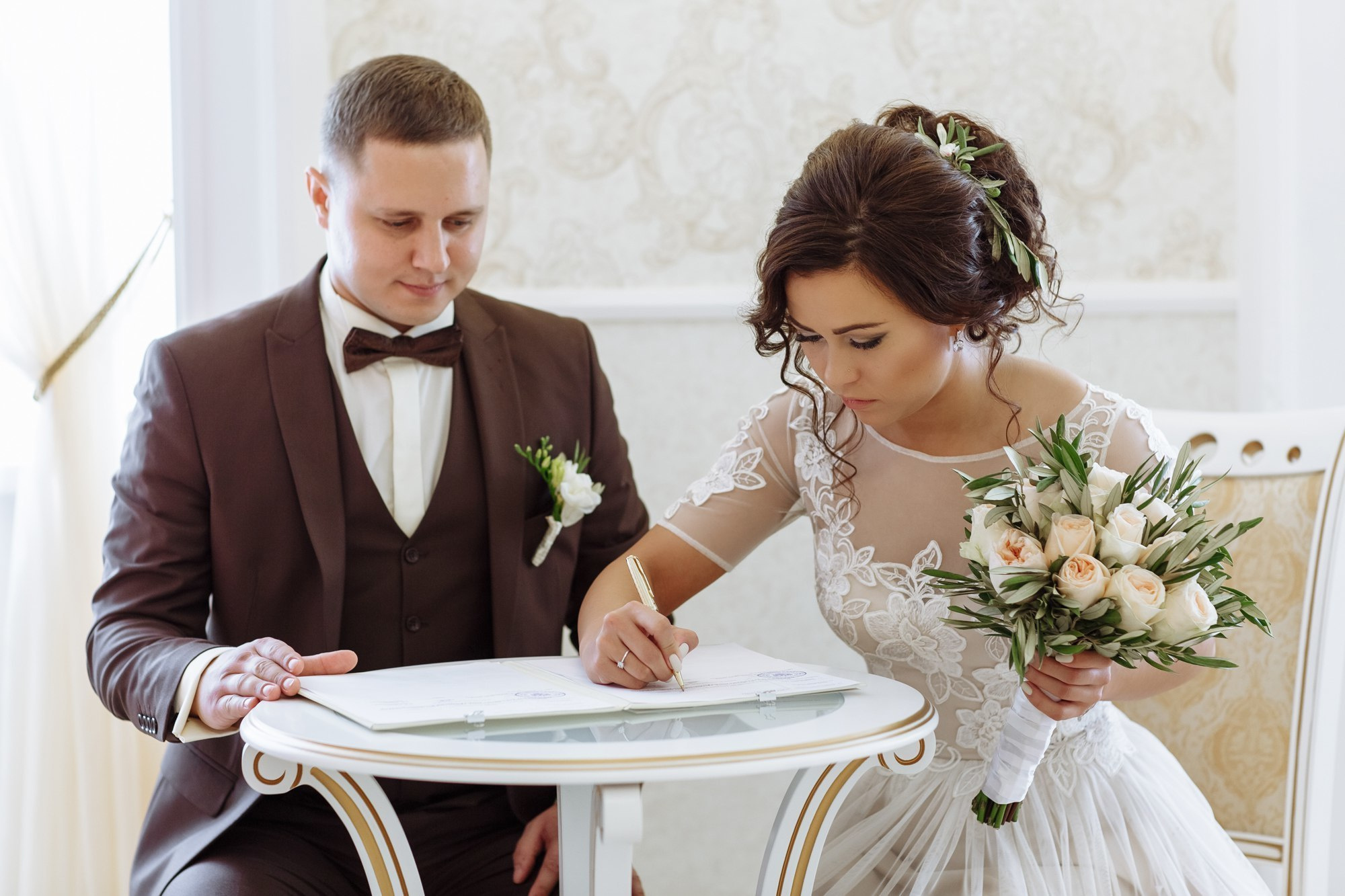 Выездная регистрация в Амбар № 1 в Петергофе. Свадебный фотограф в Санкт-Петербурге и Петергофе Андрей Заяц