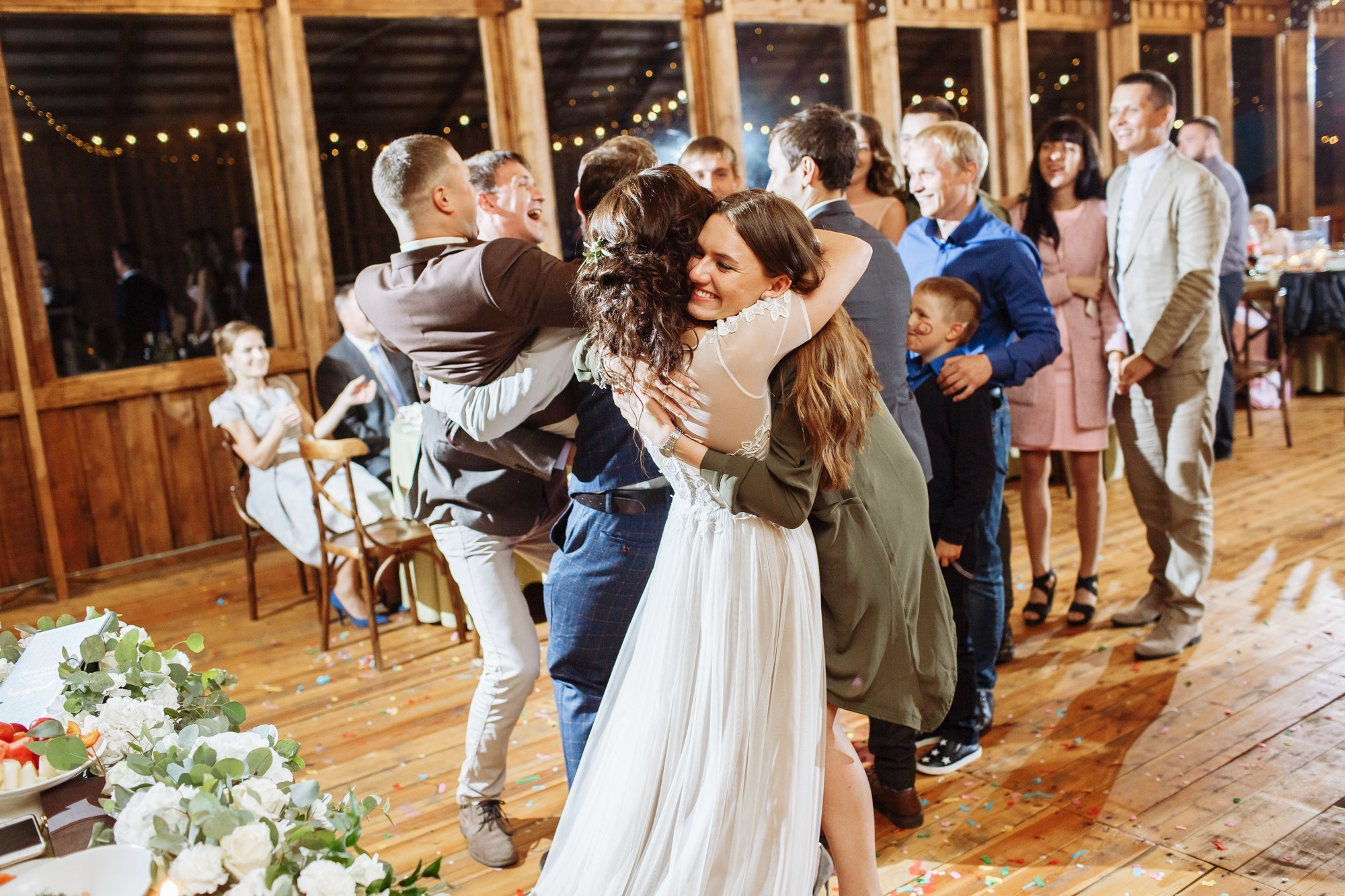 Выездная регистрация в Амбар № 1 в Петергофе. Свадебный фотограф в Санкт-Петербурге и Петергофе Андрей Заяц