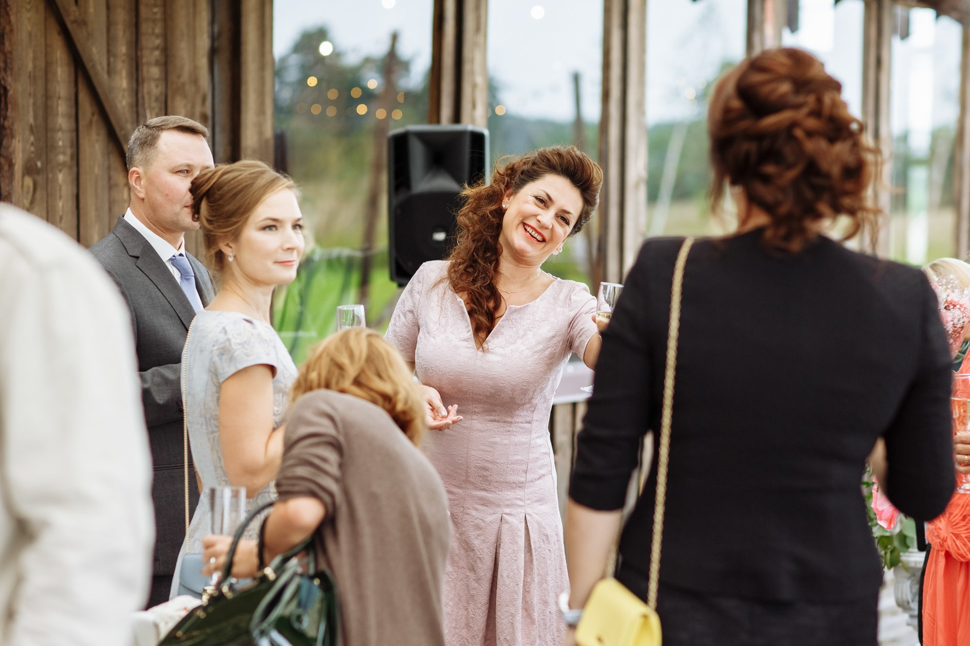 Выездная регистрация в Амбар № 1 в Петергофе. Свадебный фотограф в Санкт-Петербурге и Петергофе Андрей Заяц