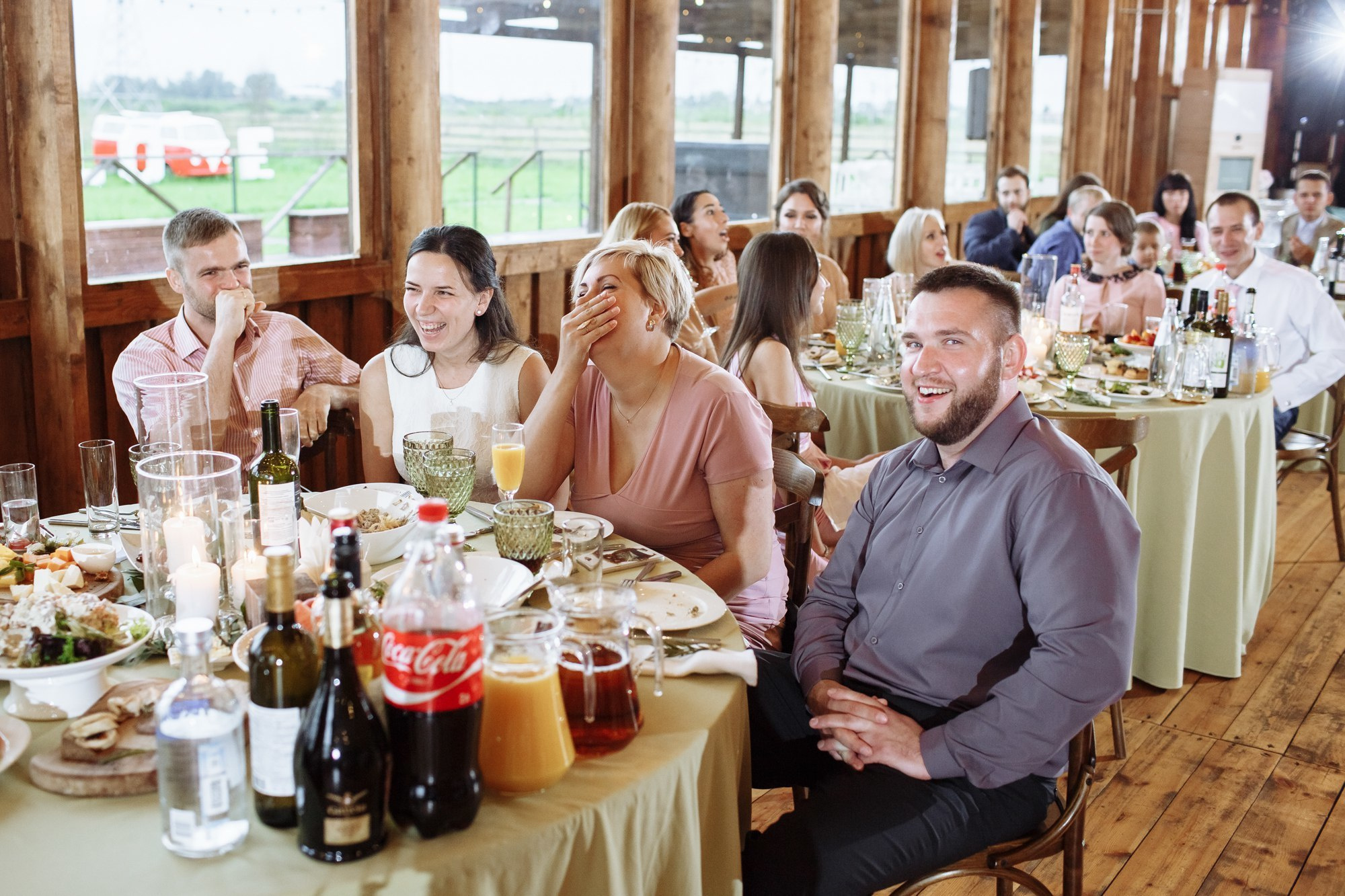 Выездная регистрация в Амбар № 1 в Петергофе. Свадебный фотограф в Санкт-Петербурге и Петергофе Андрей Заяц