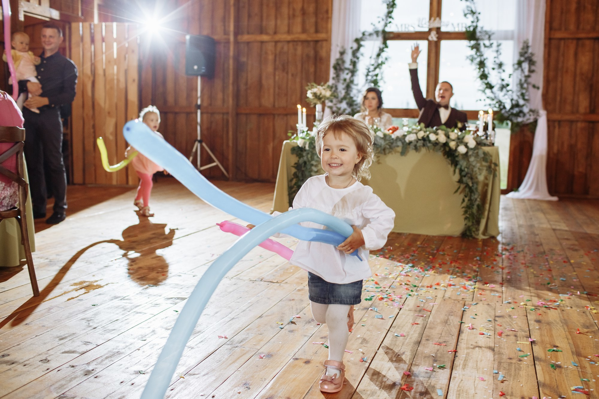 Выездная регистрация в Амбар № 1 в Петергофе. Свадебный фотограф в Санкт-Петербурге и Петергофе Андрей Заяц