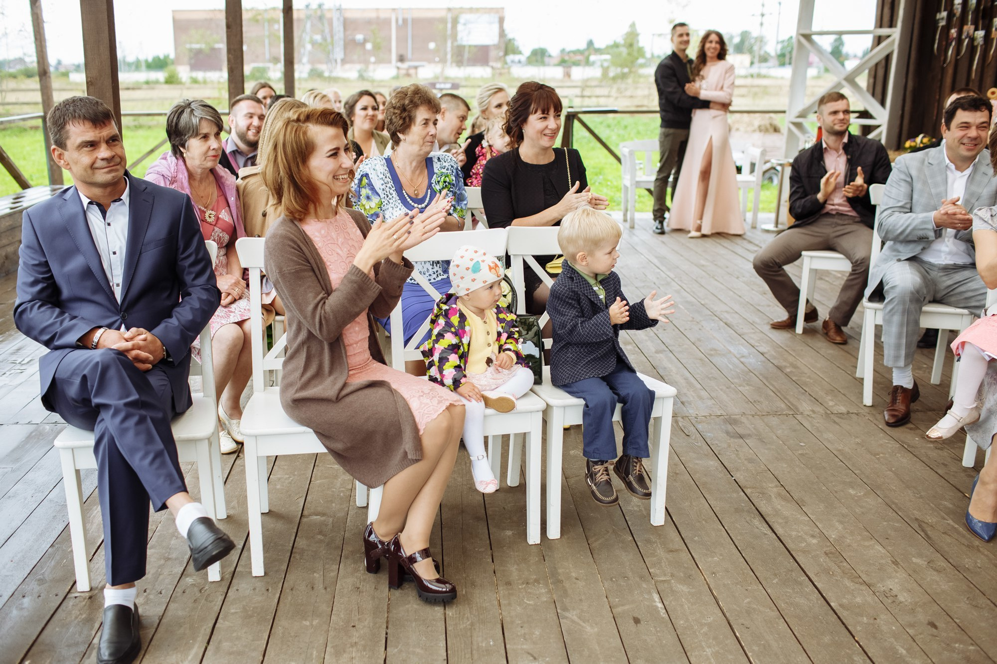 Выездная регистрация в Амбар № 1 в Петергофе. Свадебный фотограф в Санкт-Петербурге и Петергофе Андрей Заяц