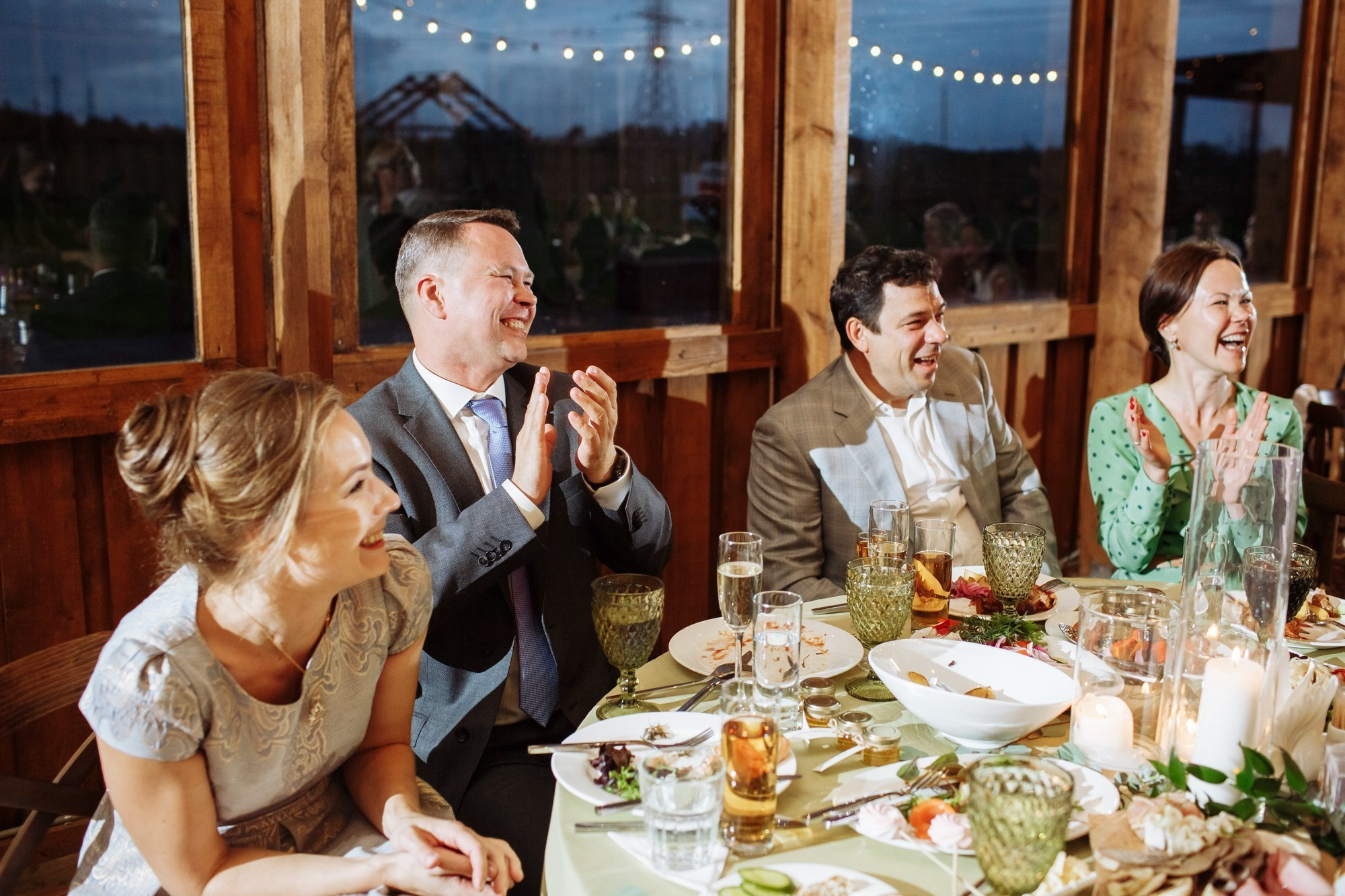 Выездная регистрация в Амбар № 1 в Петергофе. Свадебный фотограф в Санкт-Петербурге и Петергофе Андрей Заяц