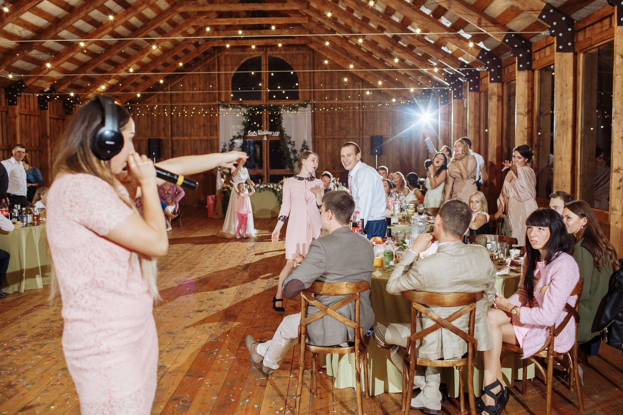 Выездная регистрация в Амбар № 1 в Петергофе. Свадебный фотограф в Санкт-Петербурге и Петергофе Андрей Заяц