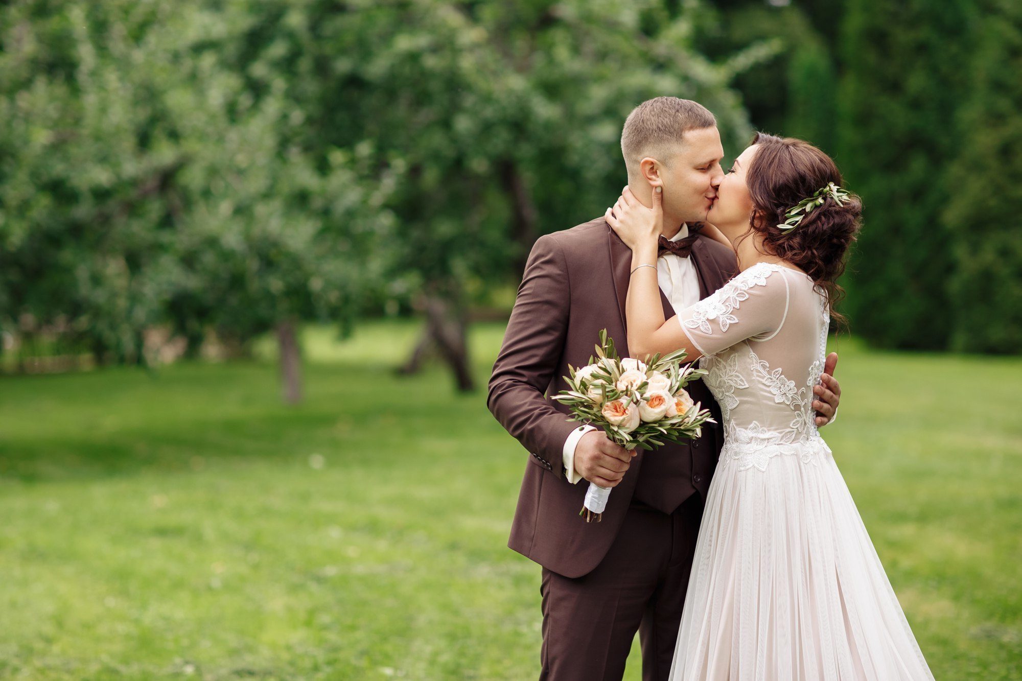 Выездная регистрация в Амбар № 1 в Петергофе. Свадебный фотограф в Санкт-Петербурге и Петергофе Андрей Заяц