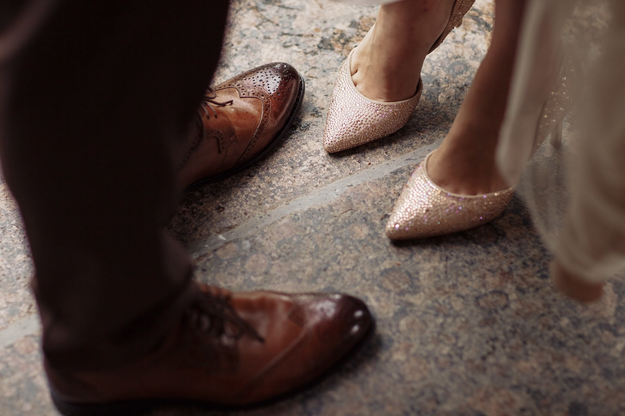 Выездная регистрация в Амбар № 1 в Петергофе. Свадебный фотограф в Санкт-Петербурге и Петергофе Андрей Заяц