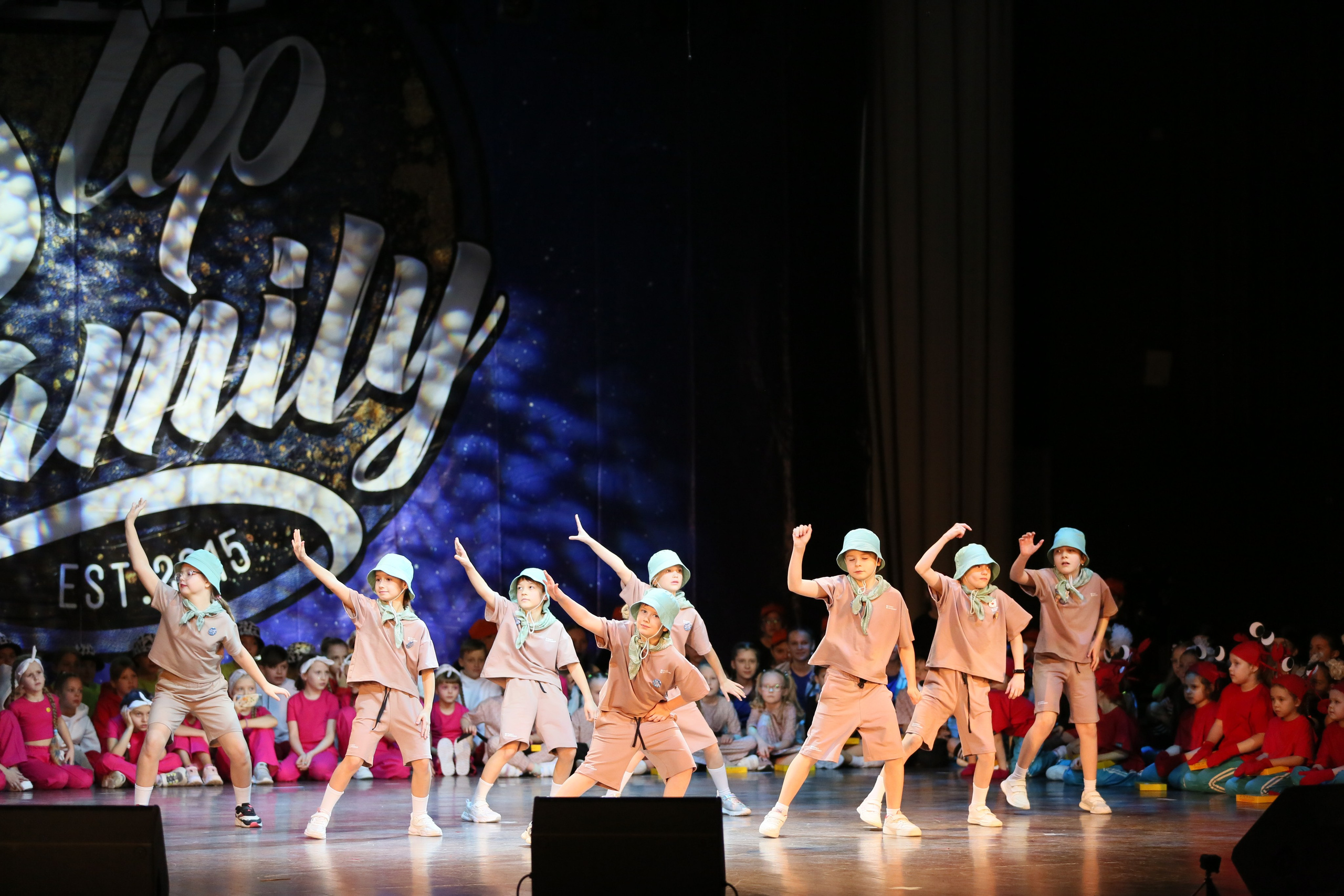 Репортажная съемка. Фотограф для вас и вашего бизнеса в Москве Альбина Никифоров