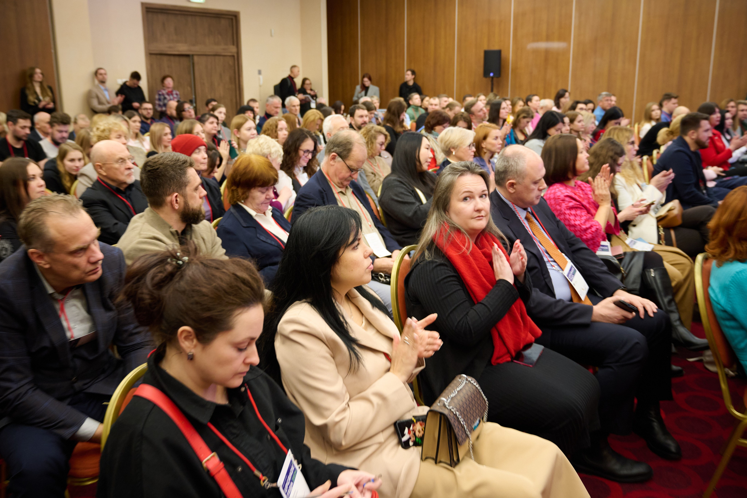 Upgrade года 2024. Репортажный фотограф в Москве и Санкт-Петербурге — Профессиональная съёмка мероприятий | Данила Золкин