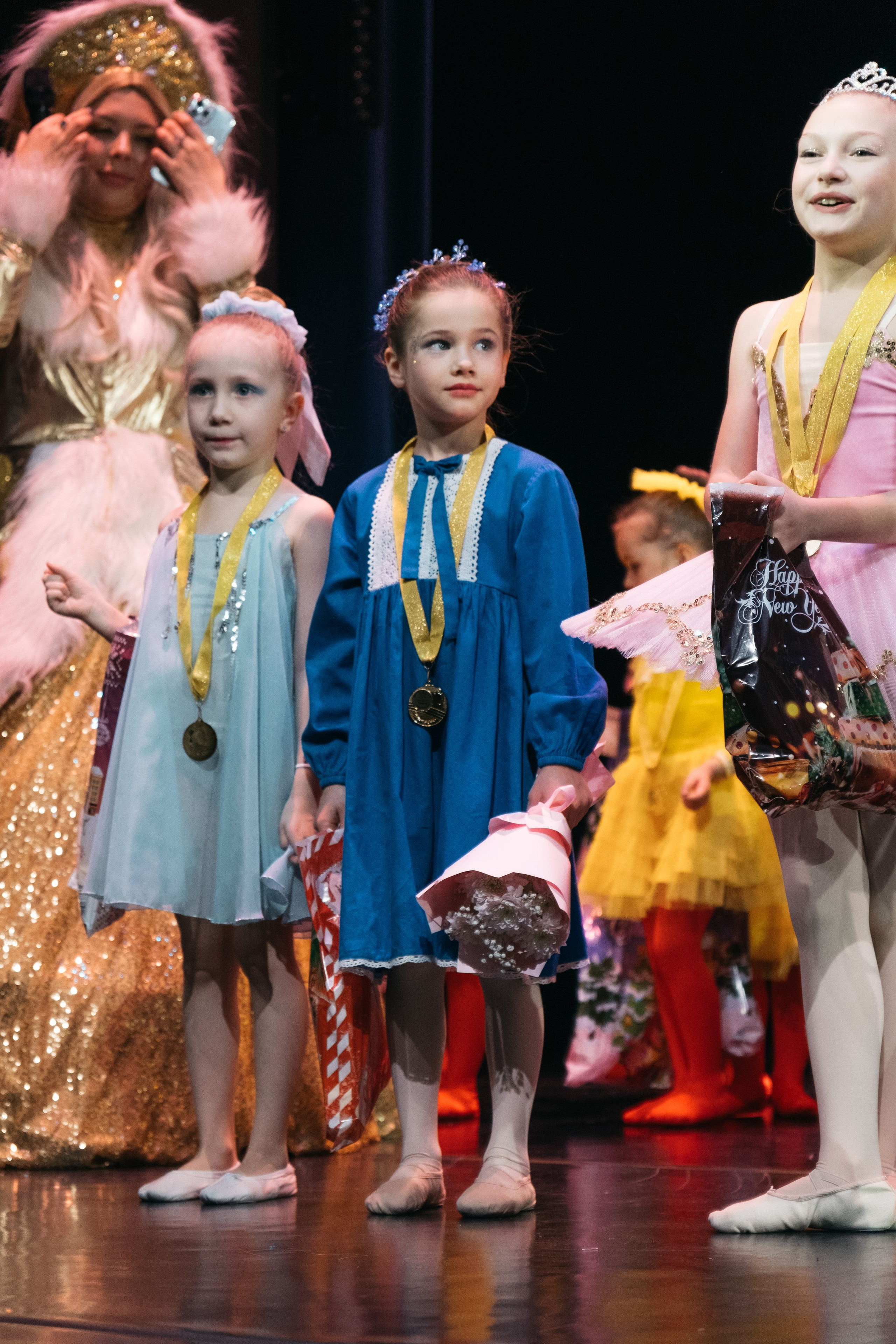 СурГУ 23.12.23. Репортажный и свадебный фотограф в Сургуте