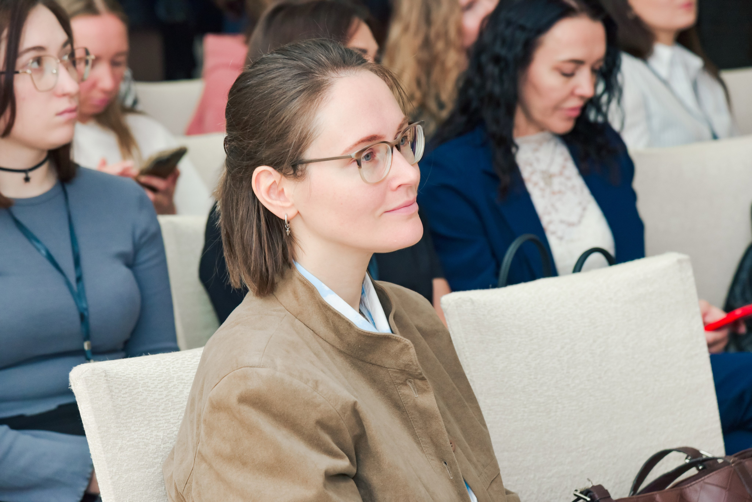 Love-Story фотосессия Новосибирск. Профессиональный свадебный и семейный фотограф в Новосибирске Ольга Огнева