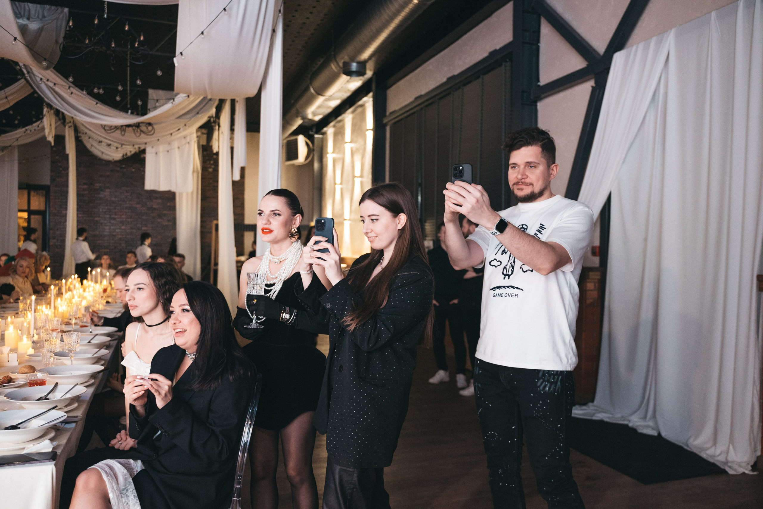 WhiteRoom Pre-wedding. Репортажный и свадебный фотограф в Сургуте