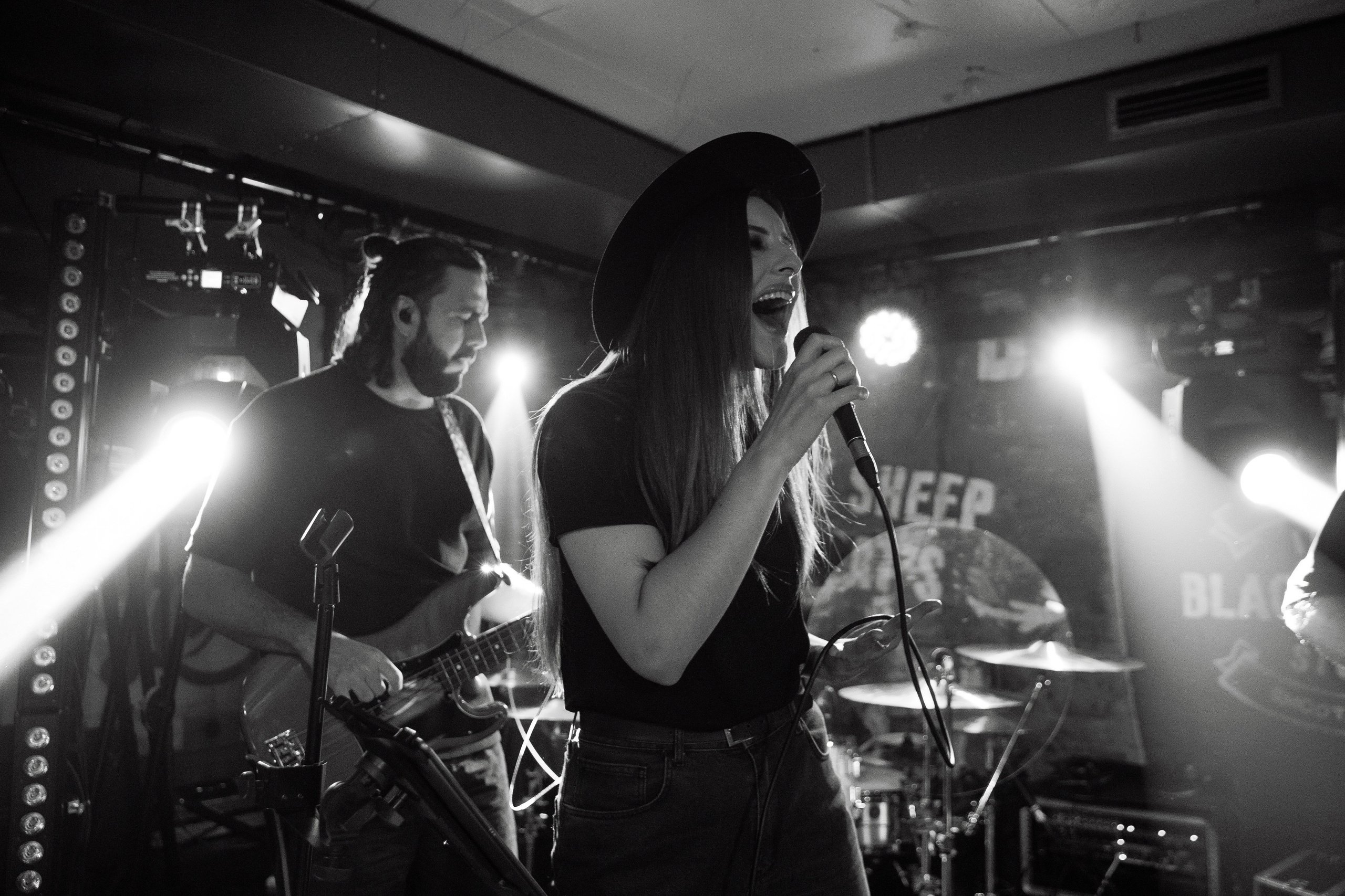 Евгений и Яна. Главная