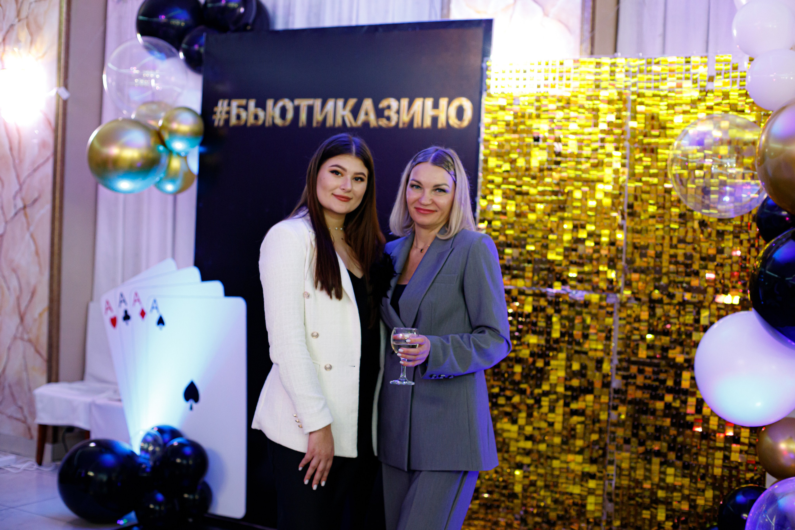 ELOSMED. Photokarish