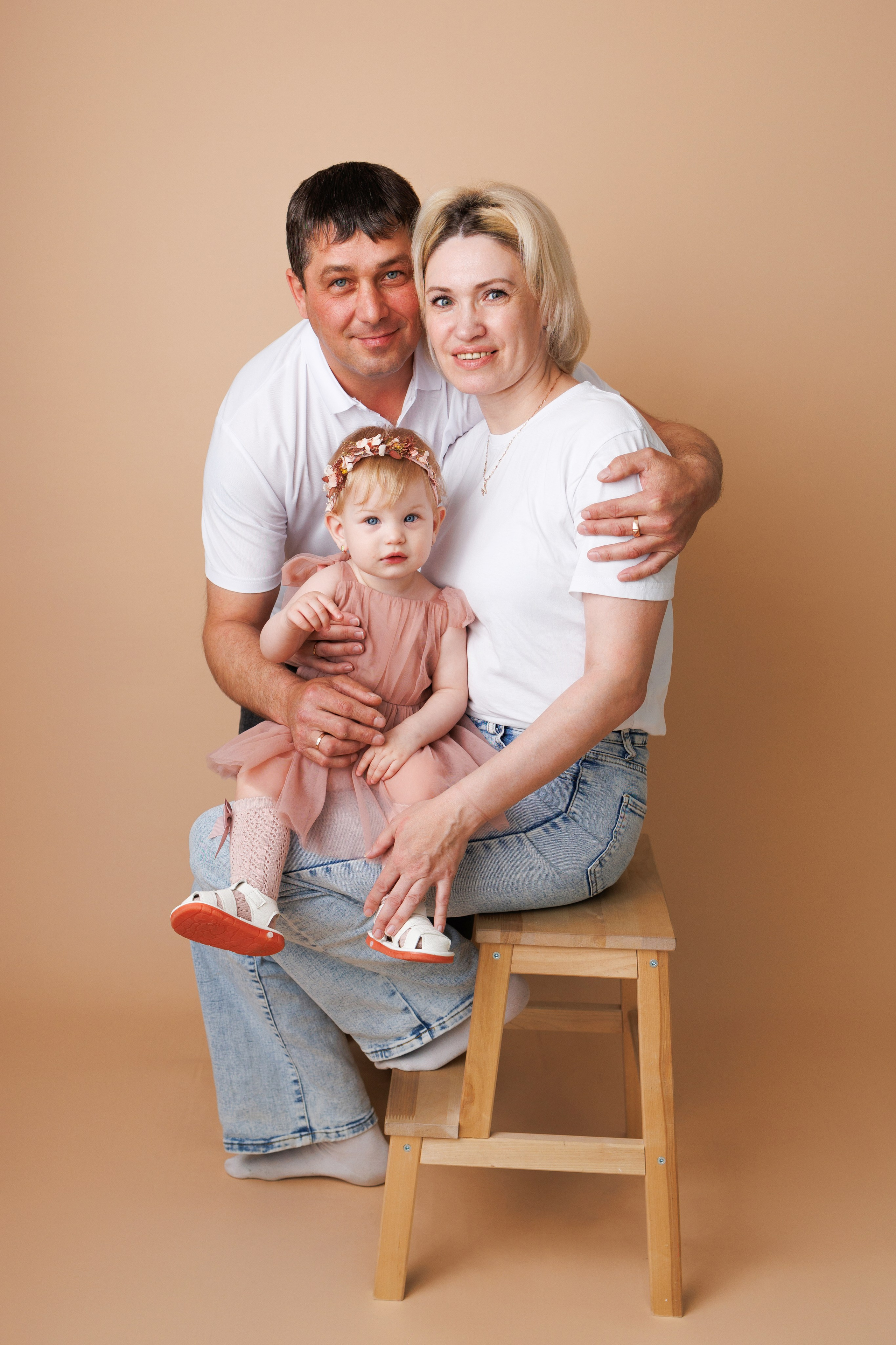Юлечке 1 годик. Фотограф новорожденный малышей Новосибирск