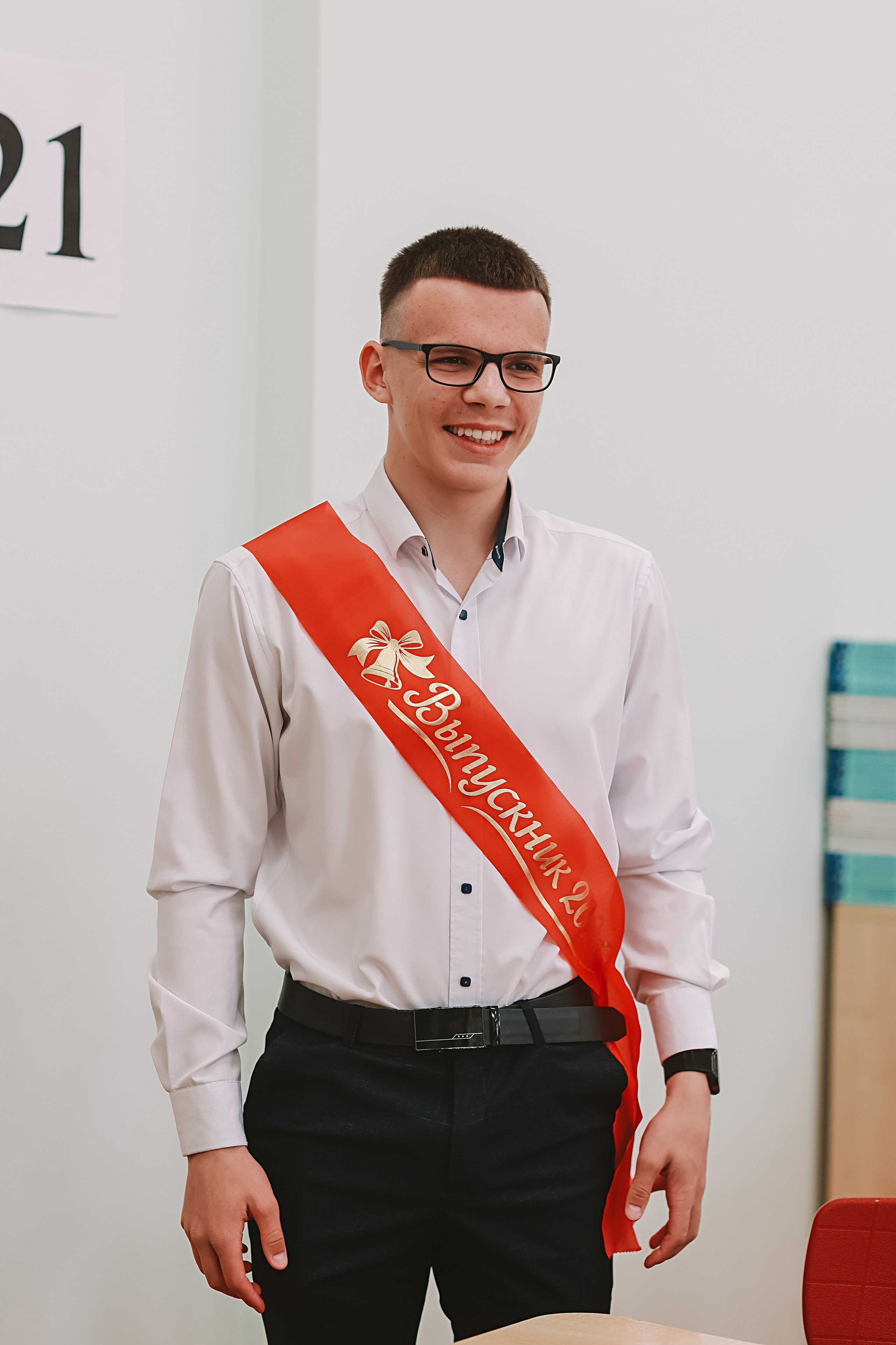 Последний звонок. Семейный фотограф Тюмень, фотограф на роды Салмина Мария