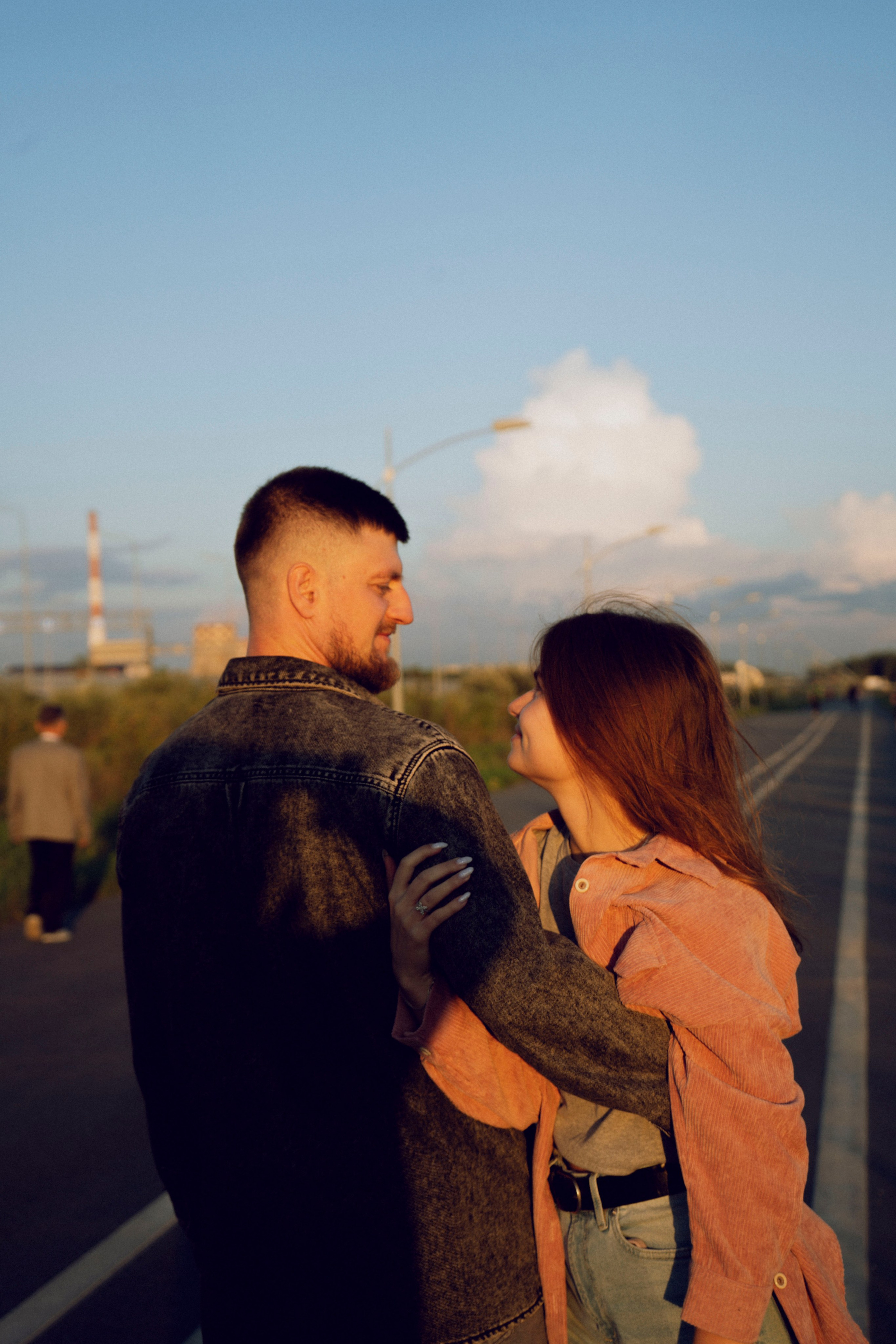 Аня и Рома, прогулка — Парная фотосессия на природе — Xeni Photography. Xeni Photography