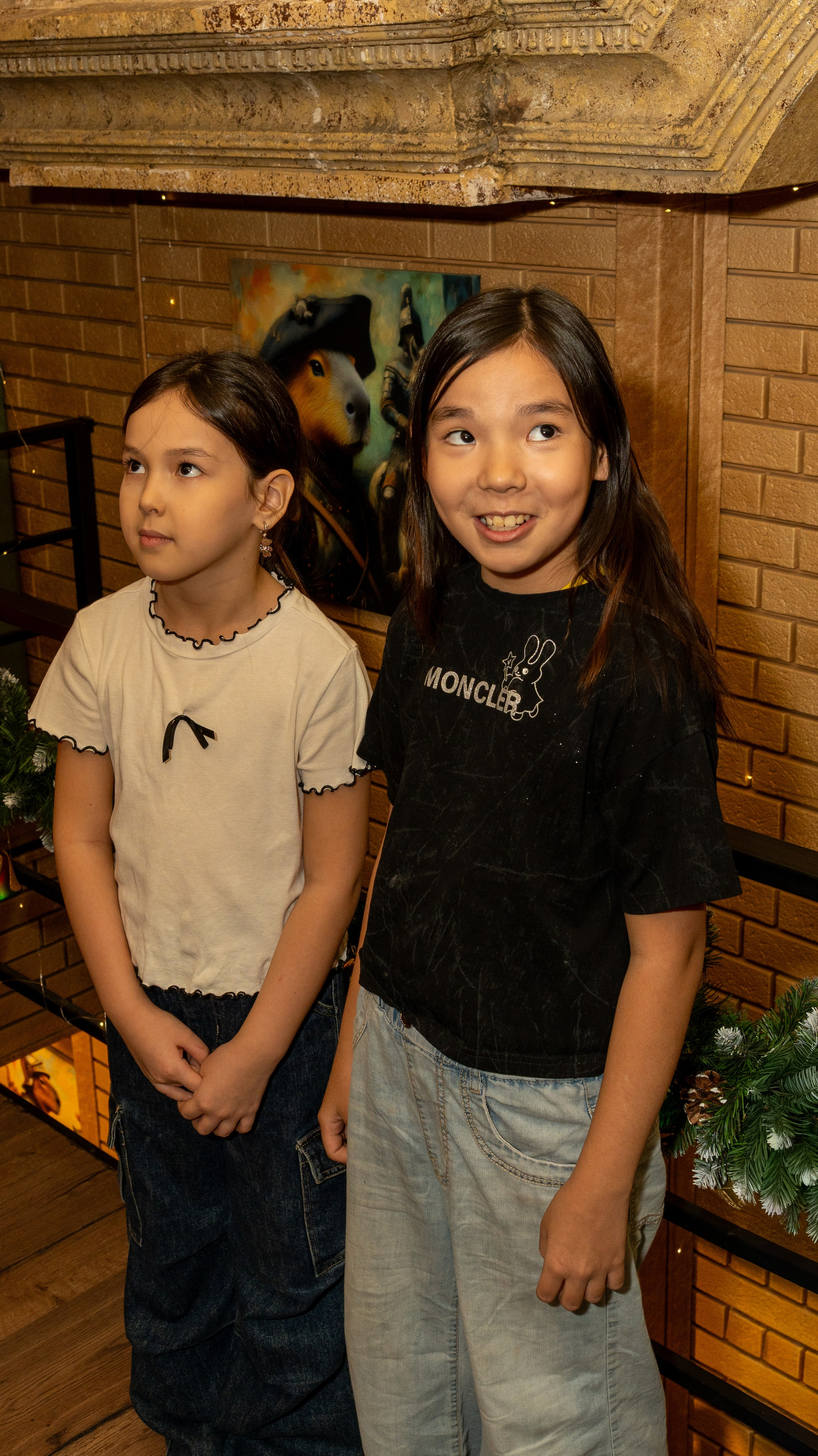 '25 Christmas at KofeBara. Stan Sidel’s Art