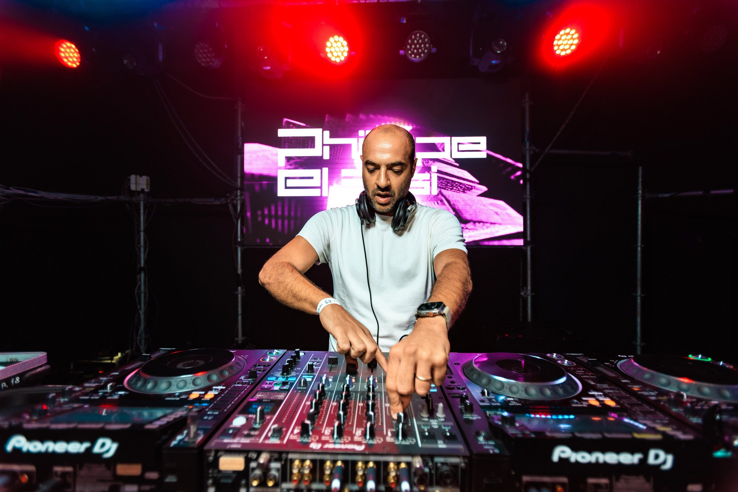 06.09.25 Suanda. Репортажный фотограф Екатеринбург | Яркий, качественный репортаж | Концерты, клубы, репортаж, праздники, корпоративы