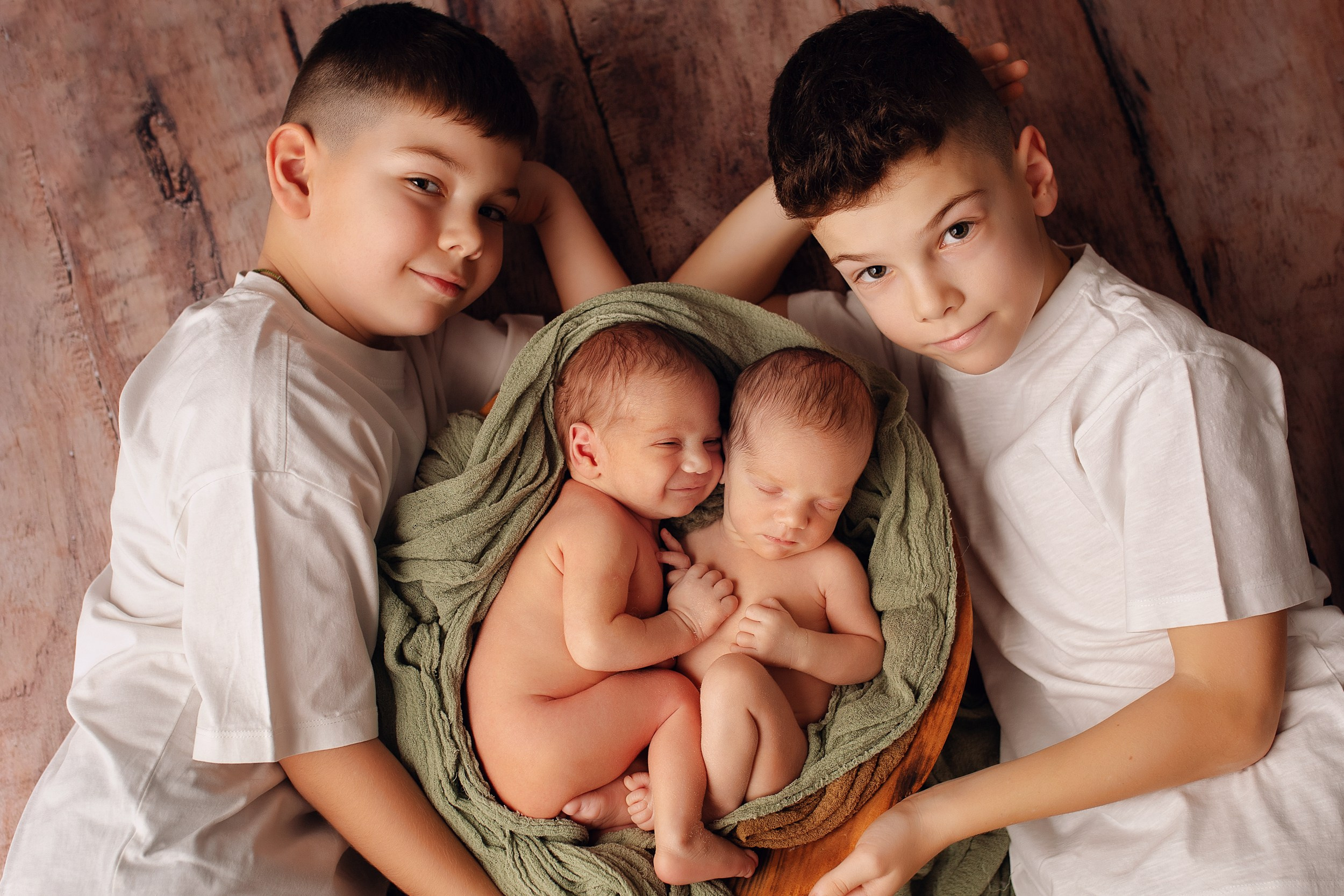 ТИХОН и МИРОН. Фотограф новорожденных Оксана Полевская