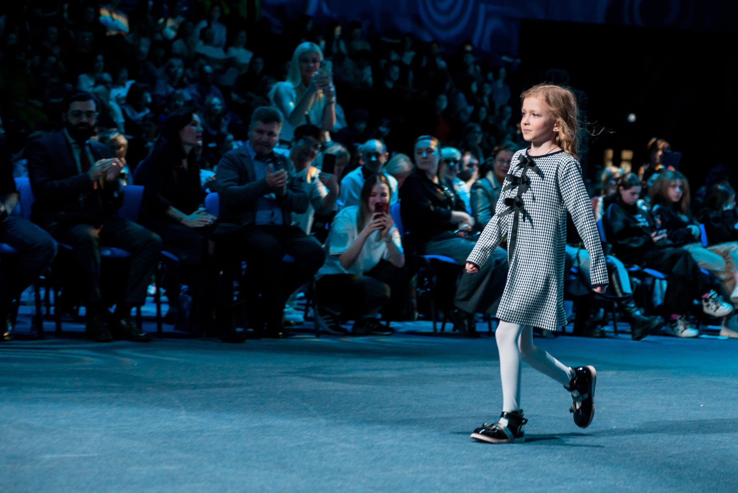 На Крыльях в Ледовом Дворце 2023. Детский фотограф, семейный фотограф и репортажи в Кемерово