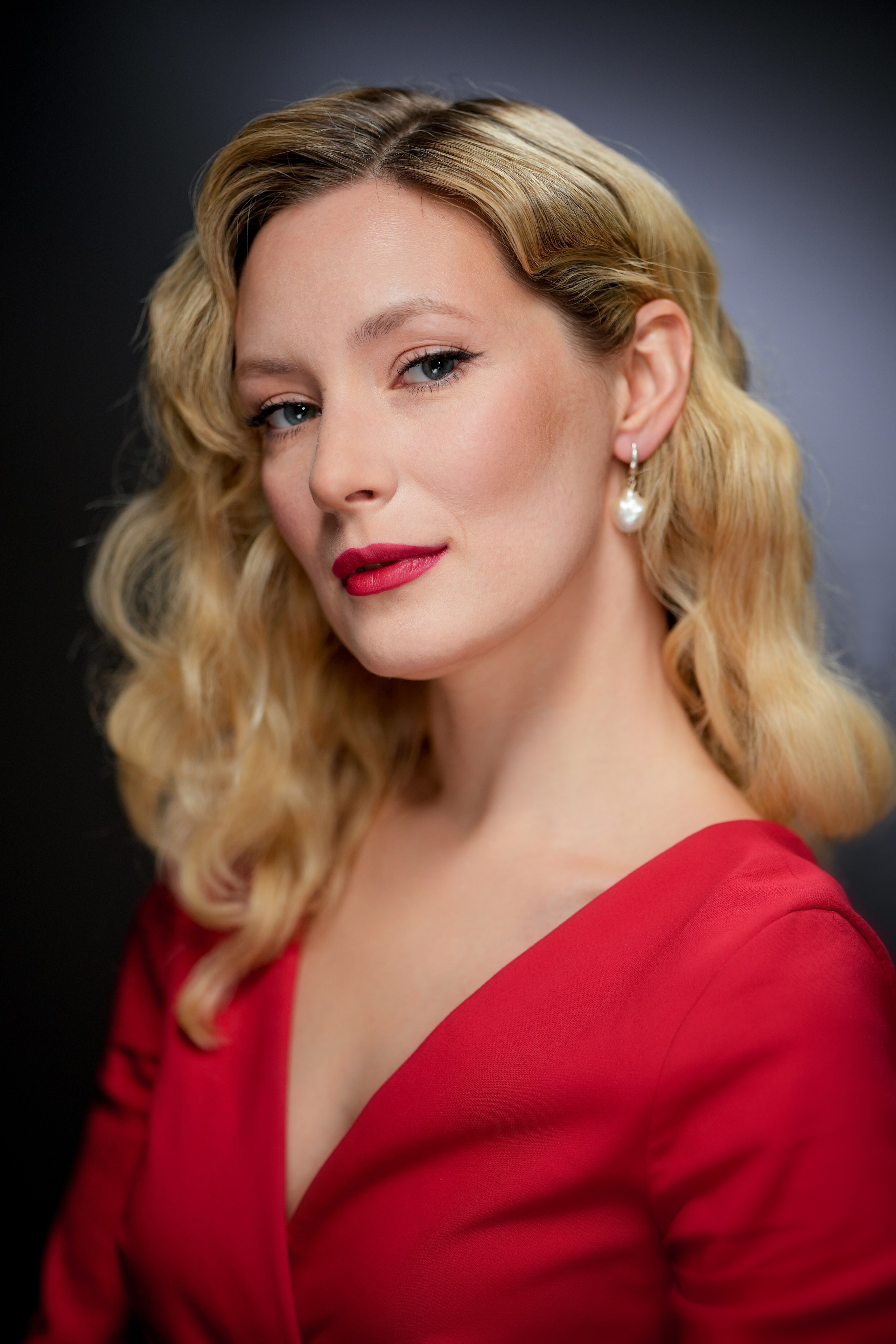 Актриса Зоя Дамье. Портретная съемка в Москве, студийный фотограф Игорь Фомин