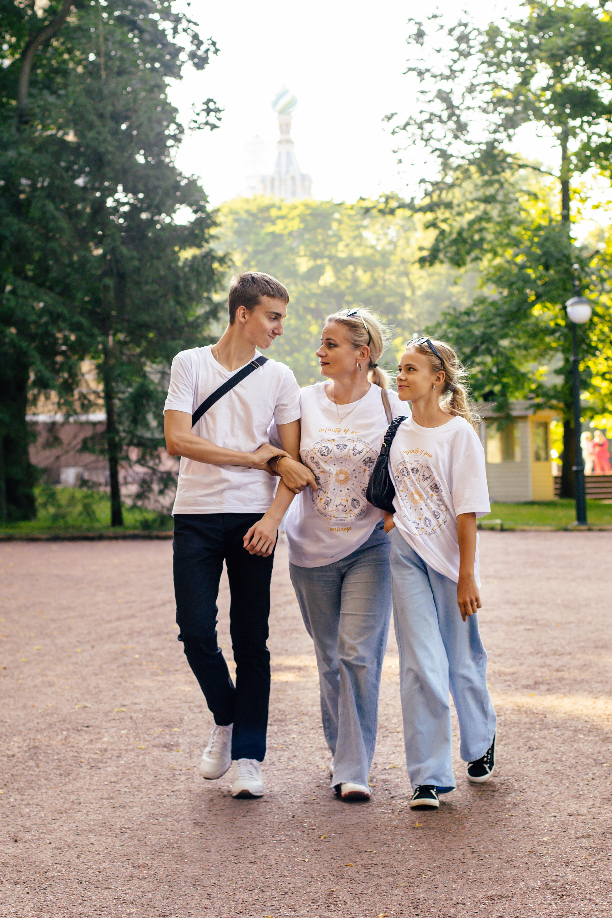 Большая семейная фотоистория в городских локациях. Детский и семейный фотограф Афанасьева Ольга. Санкт-Петербург