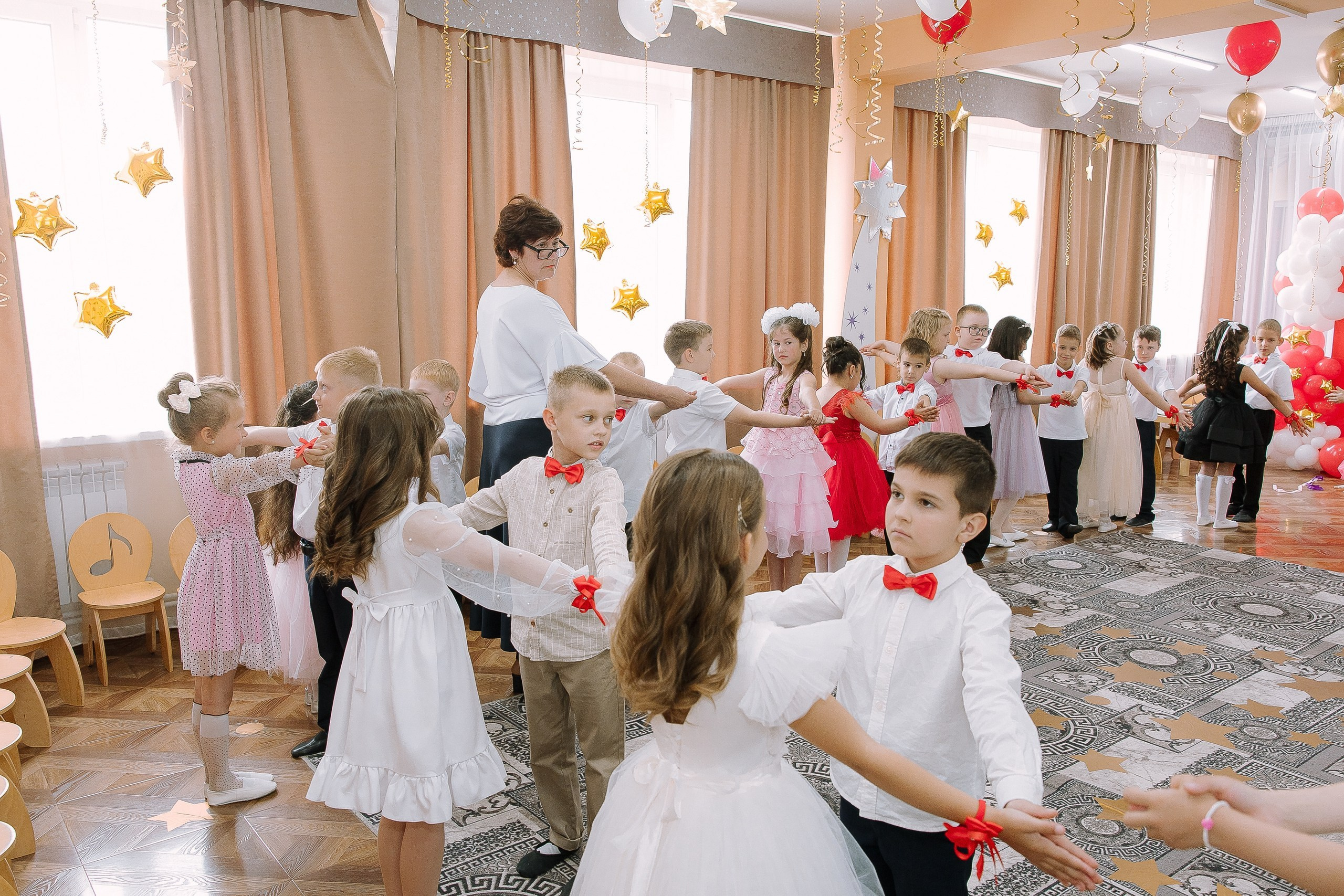 Выпускной в ДС 26. Выпускные альбомы Натальи Бутко: Новороссийск, Анапа, Геленджик