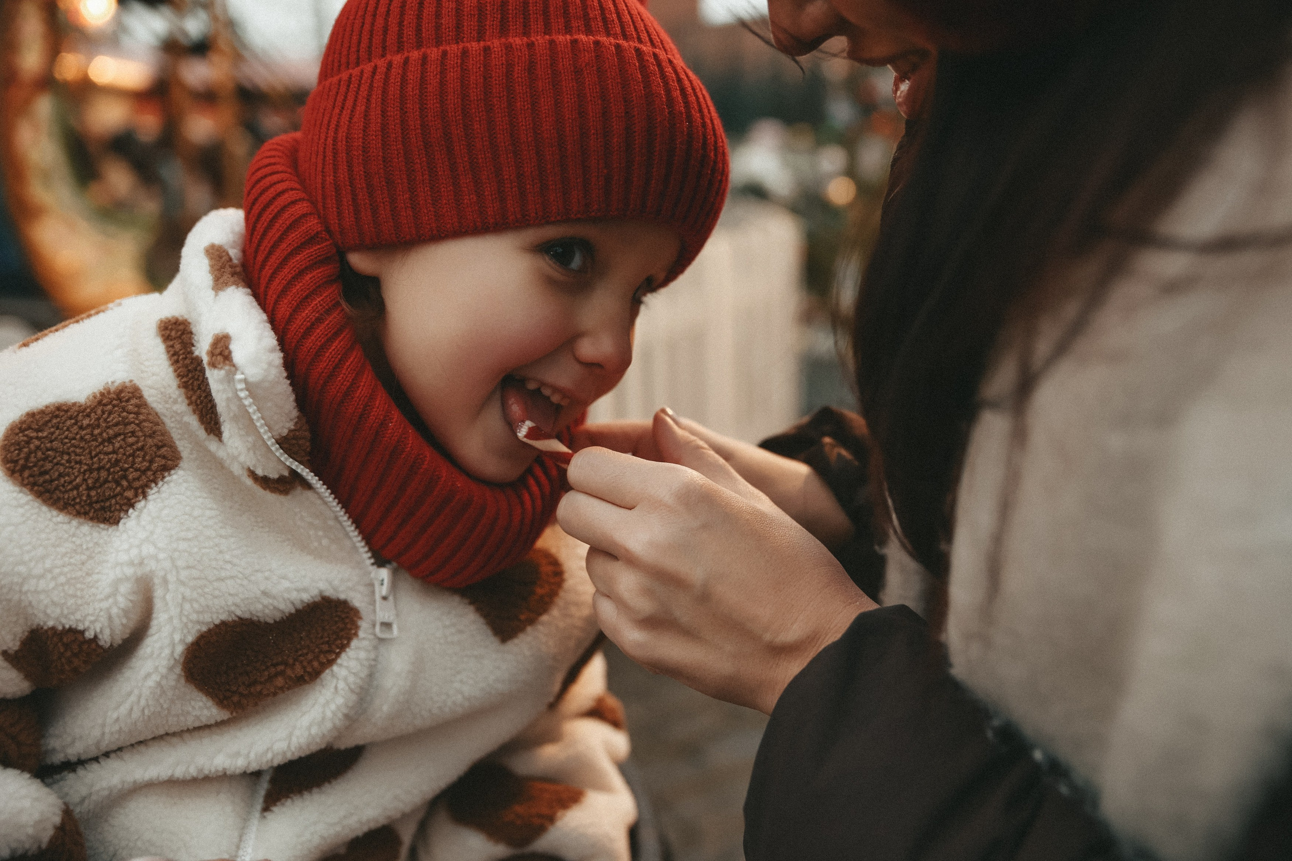 Новогодняя фотосессия на Гум ярмарка мама и дочка. Фотограф Владимир Москва