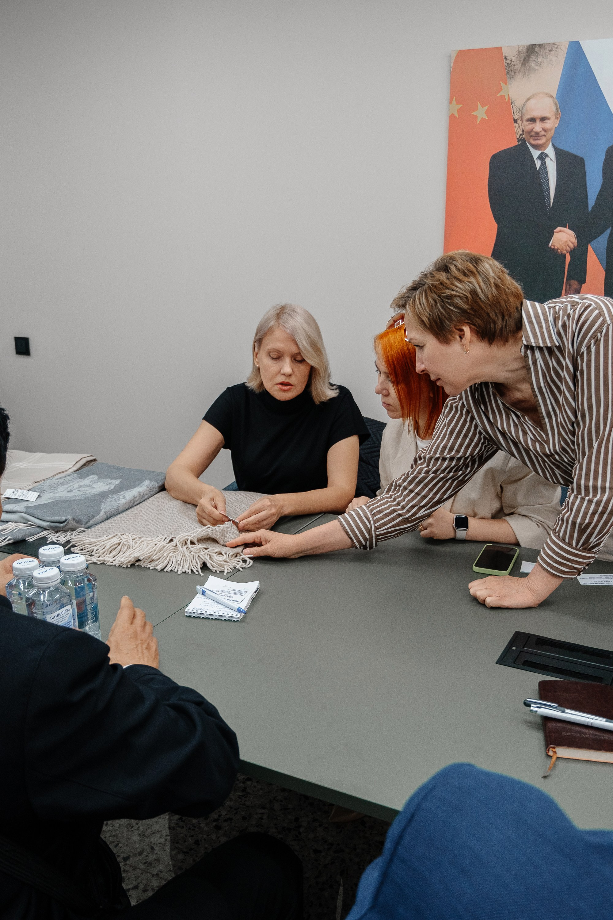 Делегация Китая в Ивановской текстильной компании