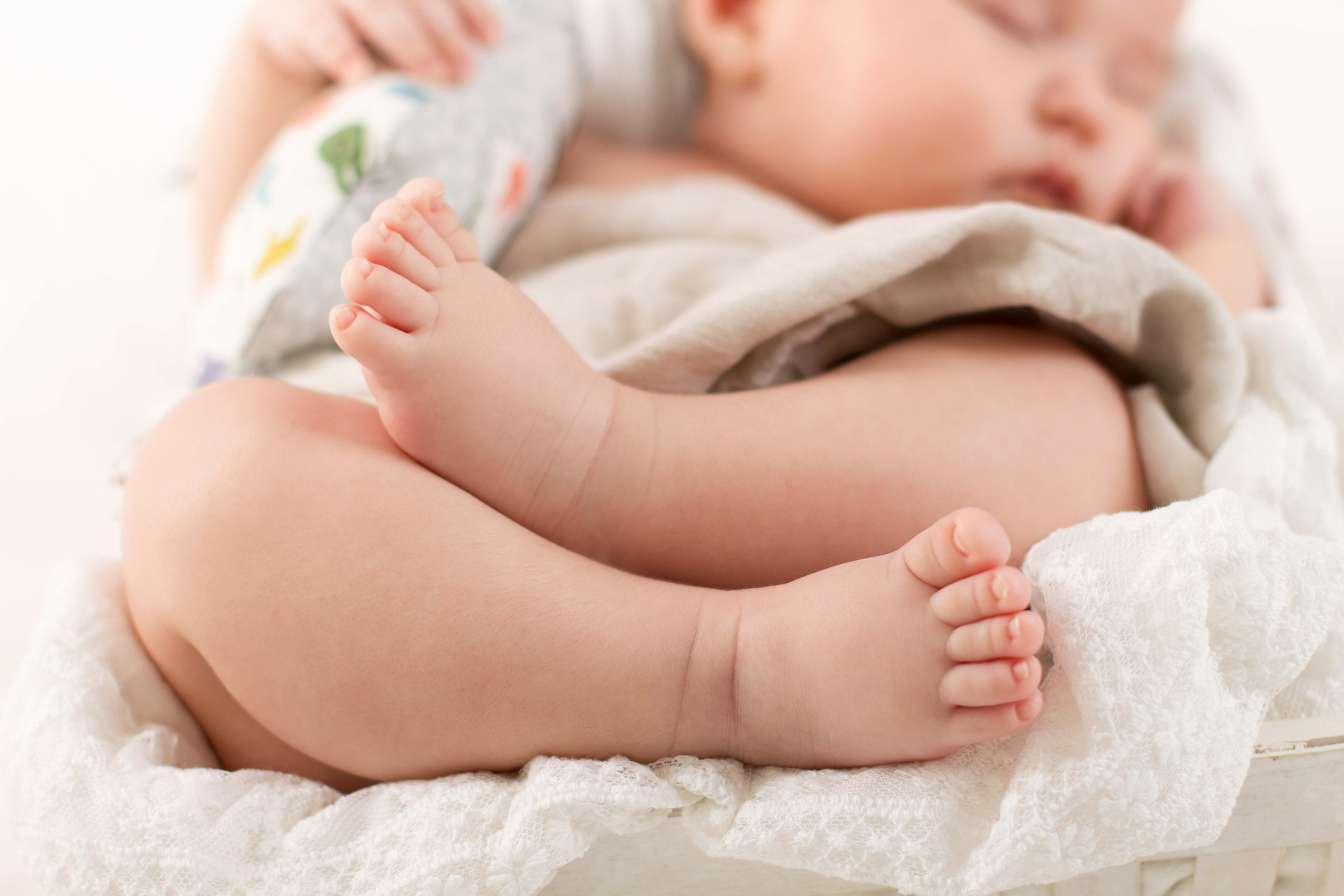 Фотоссесии для малышей, новорожденных Алматы. Фотостудия Алматы. Семейная и детская фотостудия Family studio.Фотограф Алматы