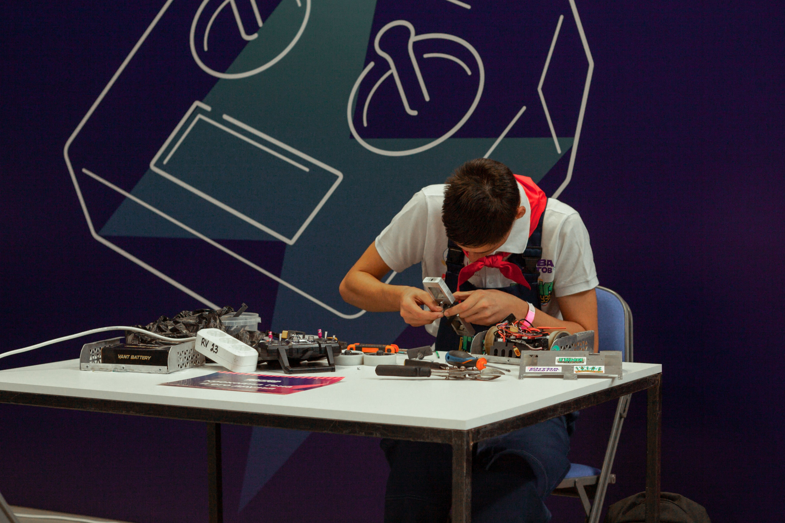 Битва роботов 1 этап 28.09.24. Фотограф Старый Оскол Мавлыга Мария