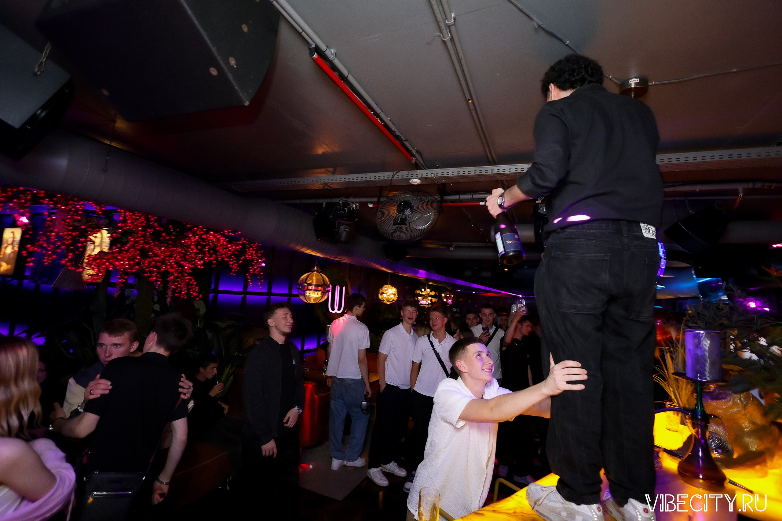 DOUBLE U. VIBECITY.RU Вайб Сити Ру Фоторепортажи Фотоотчеты Калининград