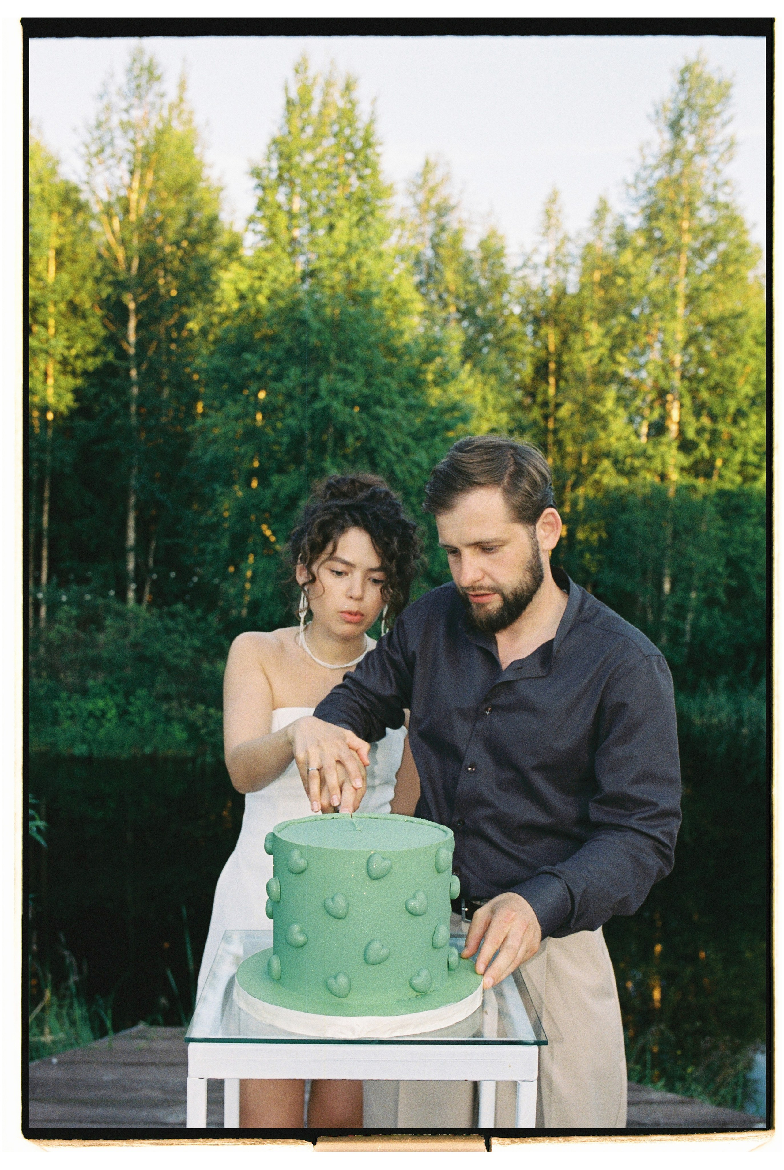 Плюс тридцать градусов на лужайке. Фотограф Андрей Куськало