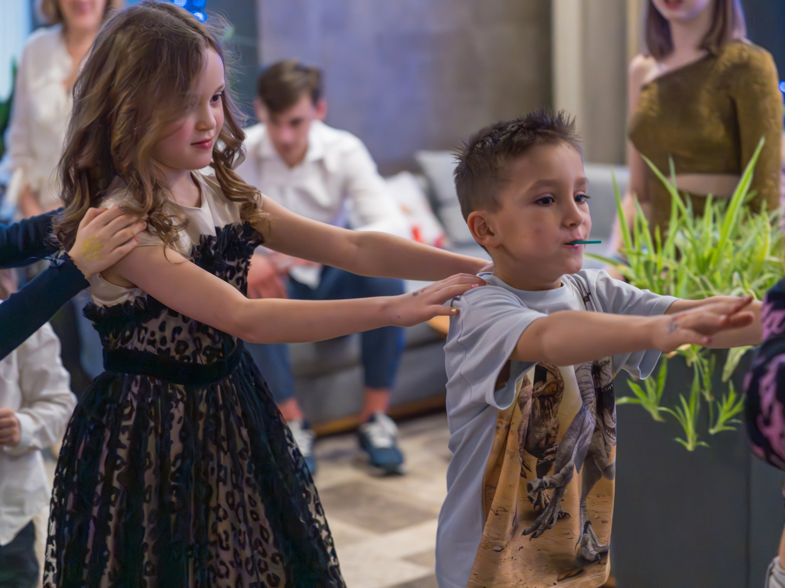 Новый год 2024 в ресторане Эрбелия. Репортажный фотограф в Красной Поляне и Сочи Павлюченко Екатерина