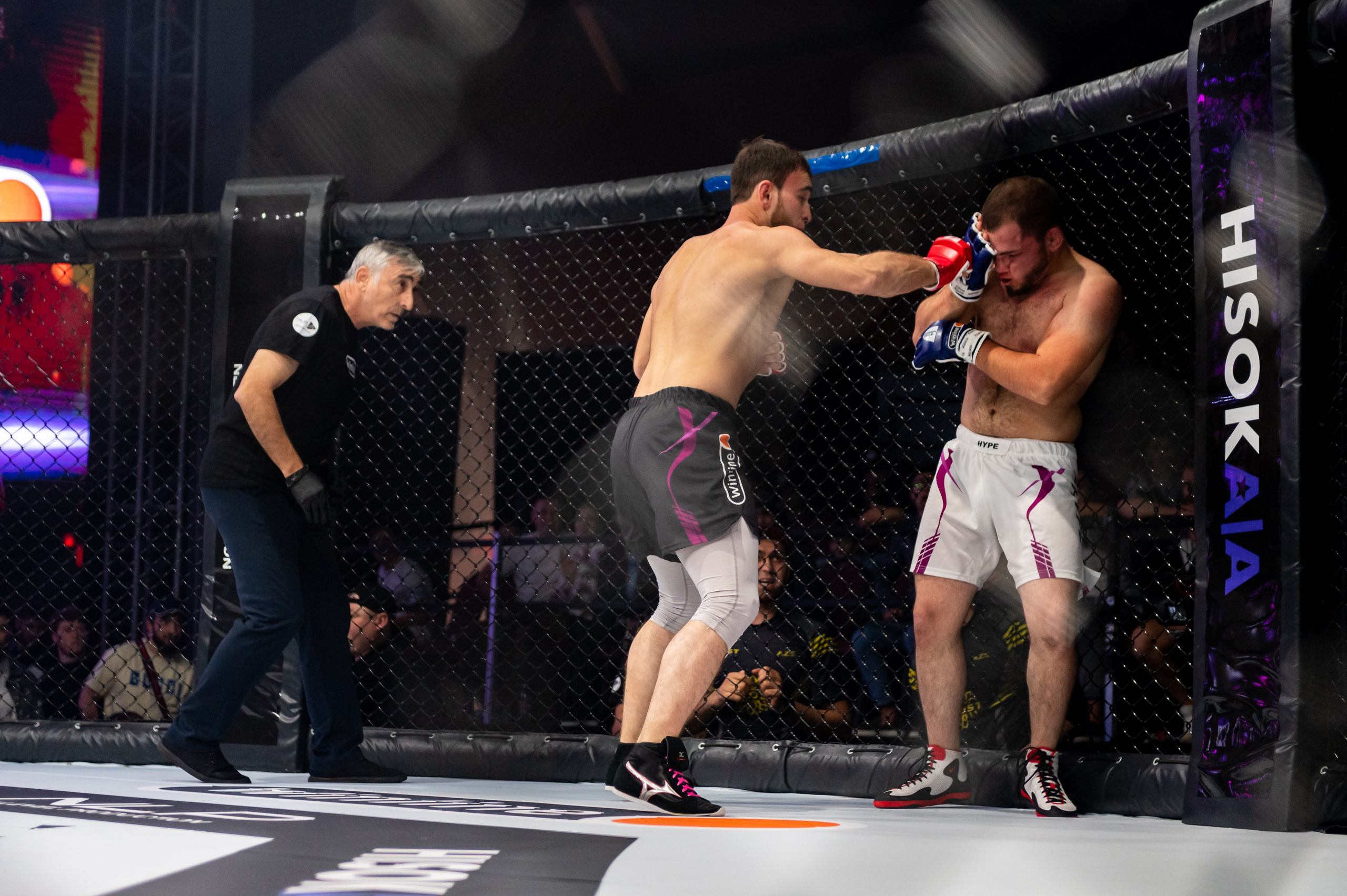 Бои. Репортажный фотограф в Красной Поляне и Сочи Павлюченко Екатерина