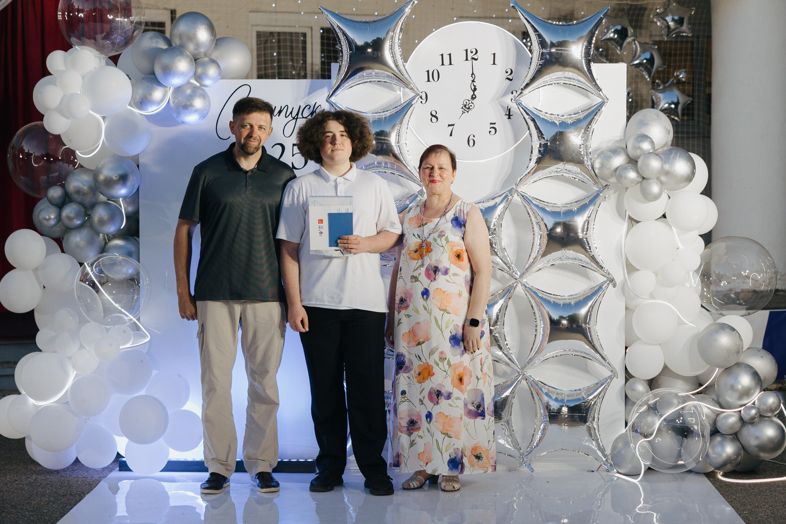 Вручение аттестатов. Свадебный фотограф Роман Еремеев