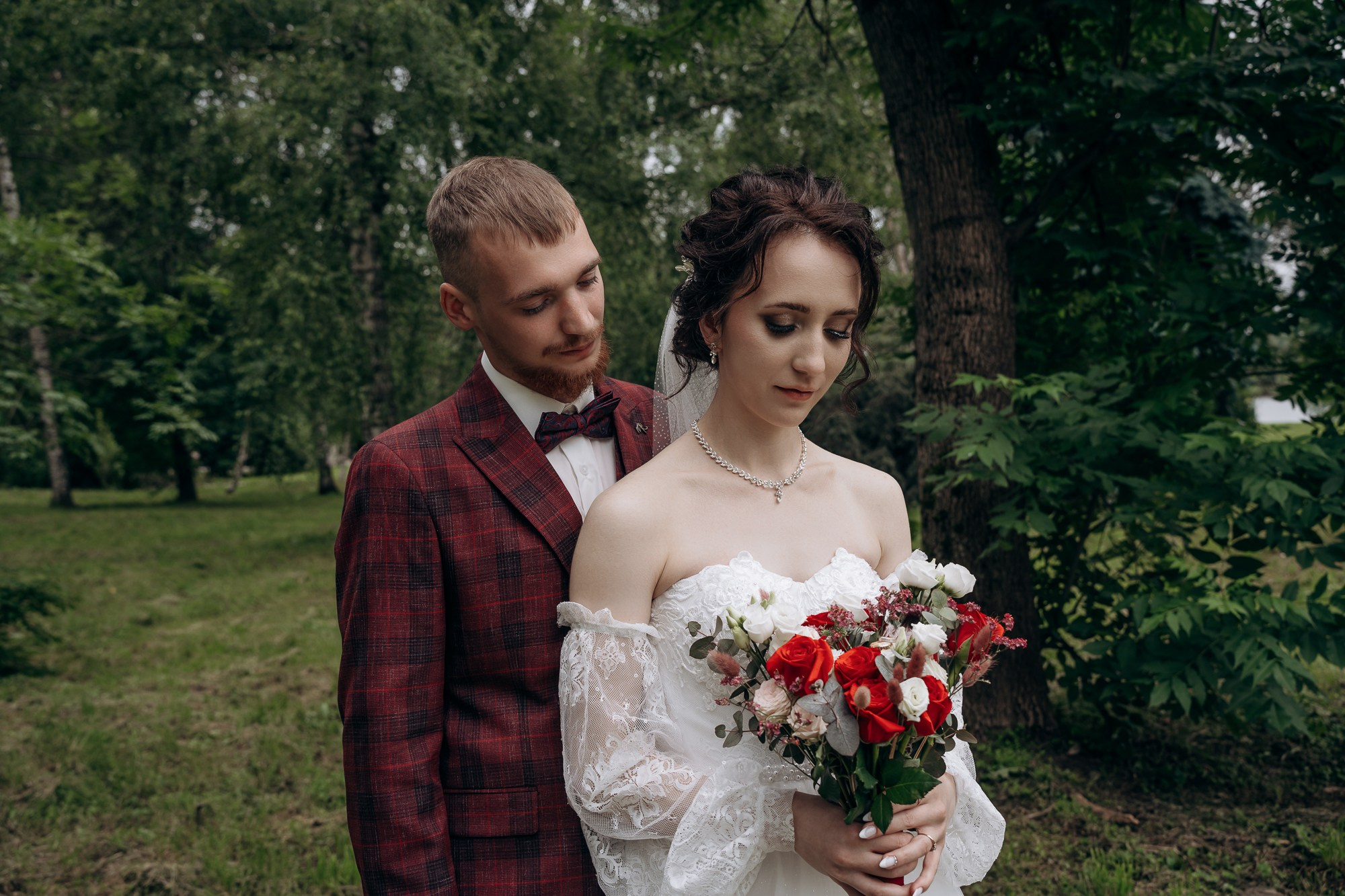 Свадебная фотосессия летом с выездной регистрацией. Свадебный и репортажный фотограф в Ярославле Евгений Сальников