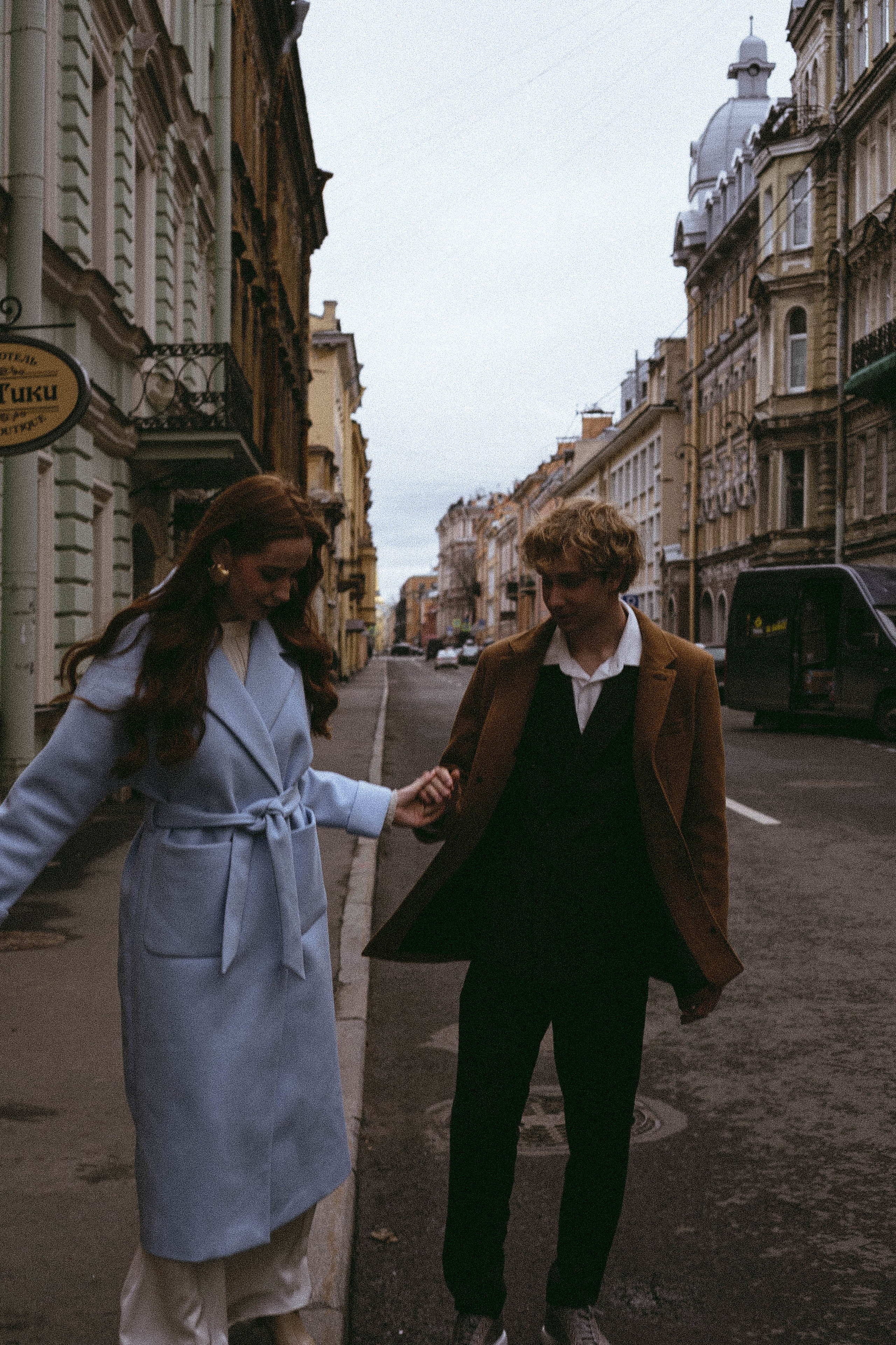 СВАДЕБНАЯ СЬЕМКА В ОТЕЛЕ. СБОРЫ ЖЕНИХА И НЕВЕСТЫ И ТАКЖЕ ТОР И ПОДГОТОВКА К ПРОГУЛКЕ И ПРОГУЛКА ПО ПЕТРОГРАДКЕ. Профессиональный фотограф, Санкт-Петербург — Виктория Богомолова