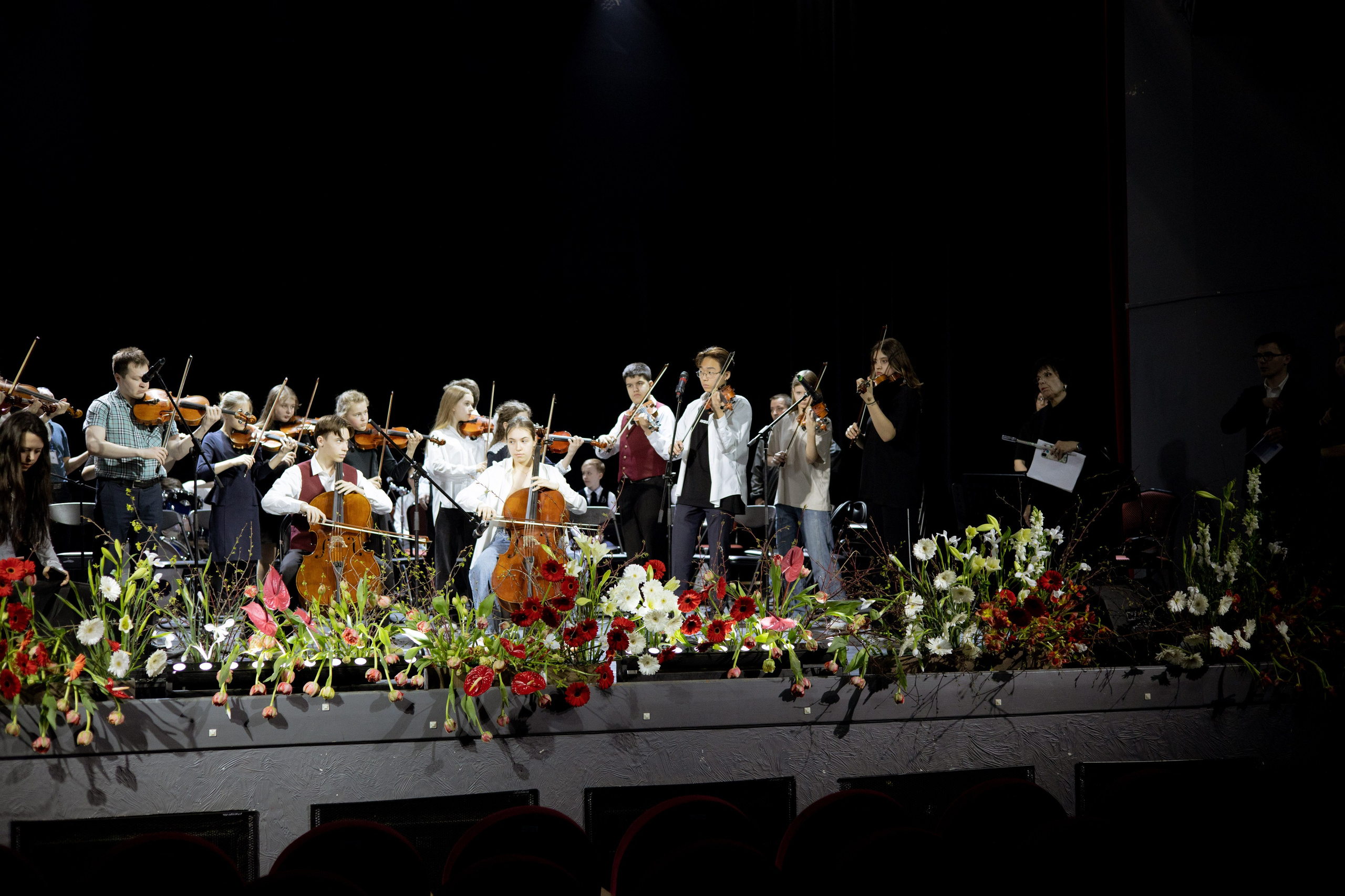 Оформление Отчетного концерта Музыкальной школы Глазунова. Оформление свадеб, декор свадеб Вера Маркова, Москва