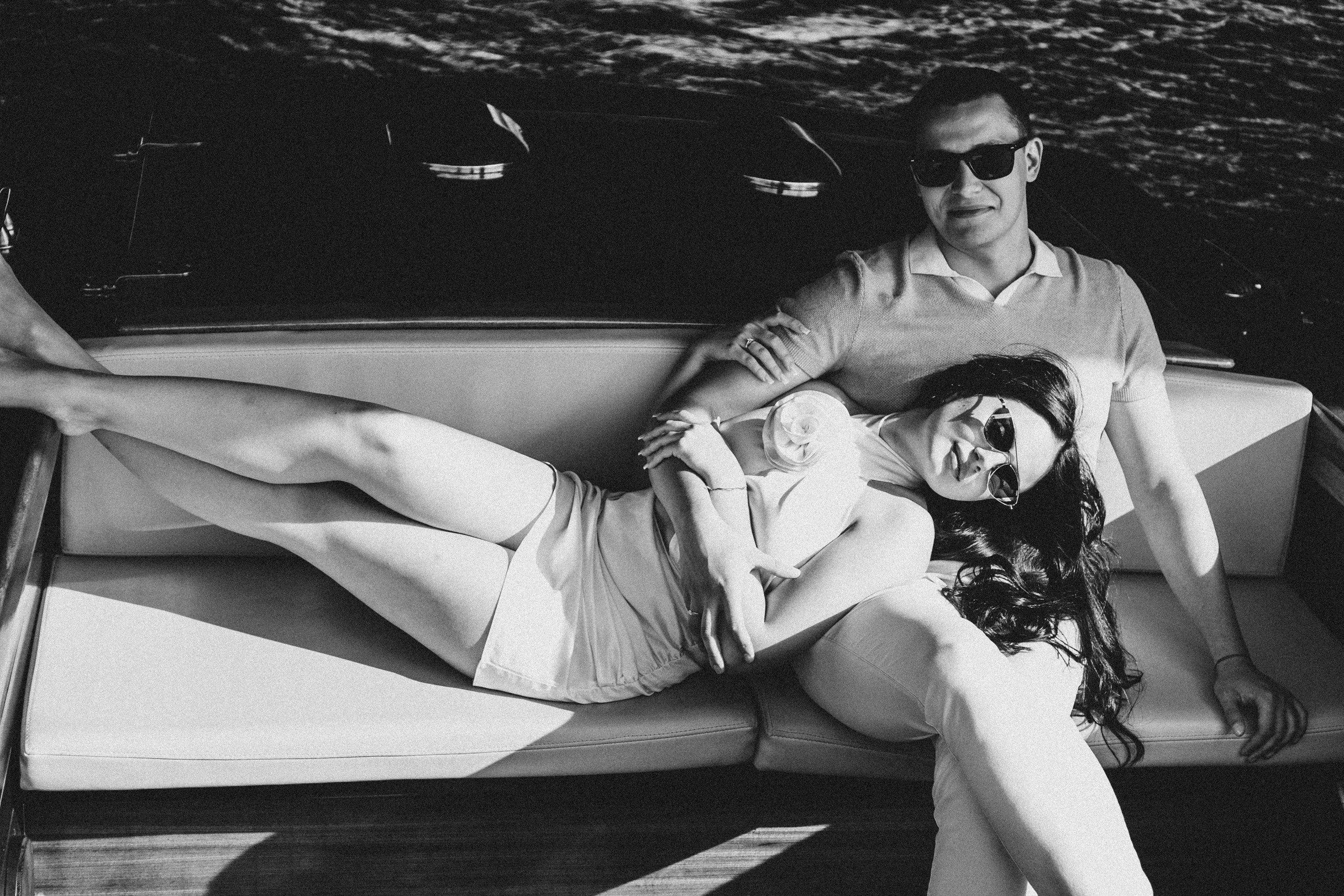 СВАДЕНБНАЯ СЬЕМКА НА КАТЕРЕ ПО КАНАЛАМ САНКТ-ПЕТЕРБУРГА И В АКВАТОРИИ НЕВЫ. Профессиональный фотограф, Санкт-Петербург — Виктория Богомолова